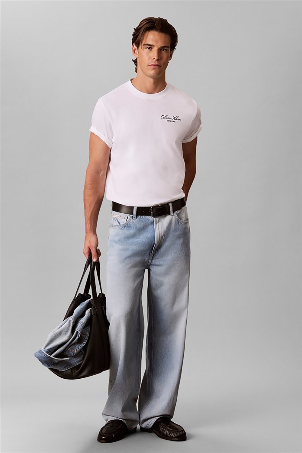 Calvin Klein Ss Easy 20S Script Calvin Klein Erkek Bisiklet Yaka T-Shirt Beyaz