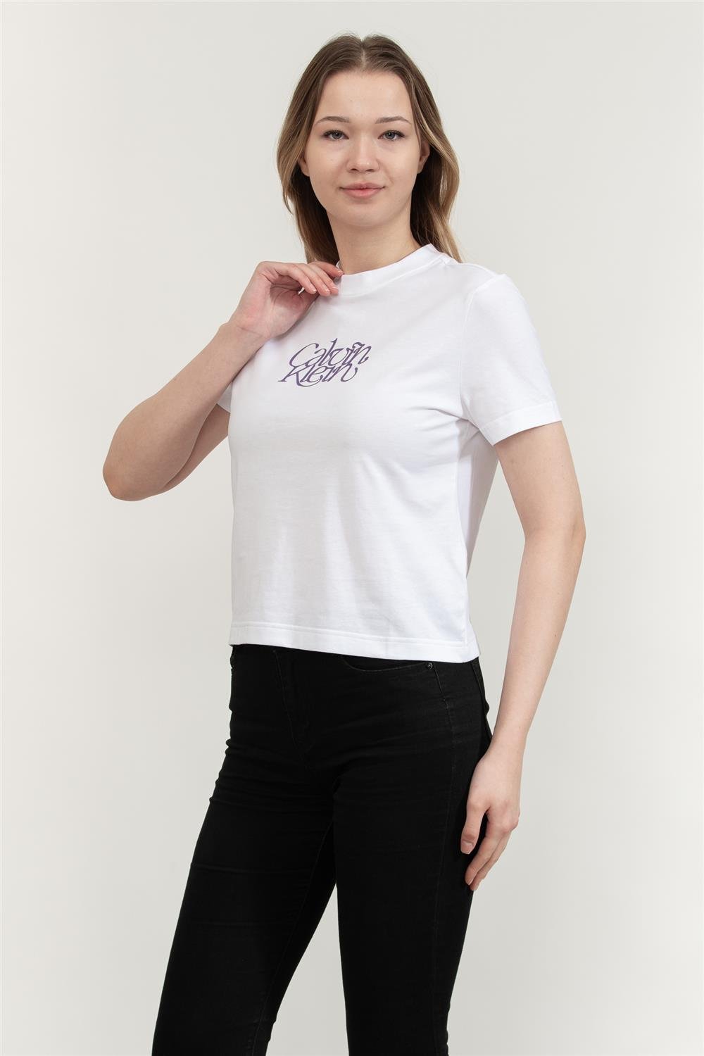 Calvin Klein Ss Fitted Script Te Kadın Bisiklet Yaka T-Shirt