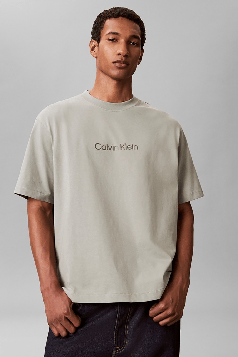 Calvin Klein Ss Rlxd 16S Std Logo Crewnk Tee Erkek Bisiklet Yaka T-Shirt Bej
