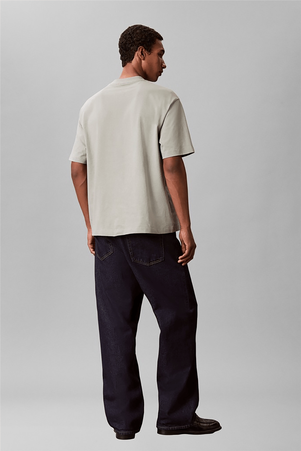 Calvin Klein Ss Rlxd 16S Std Logo Crewnk Tee Erkek Bisiklet Yaka T-Shirt Bej