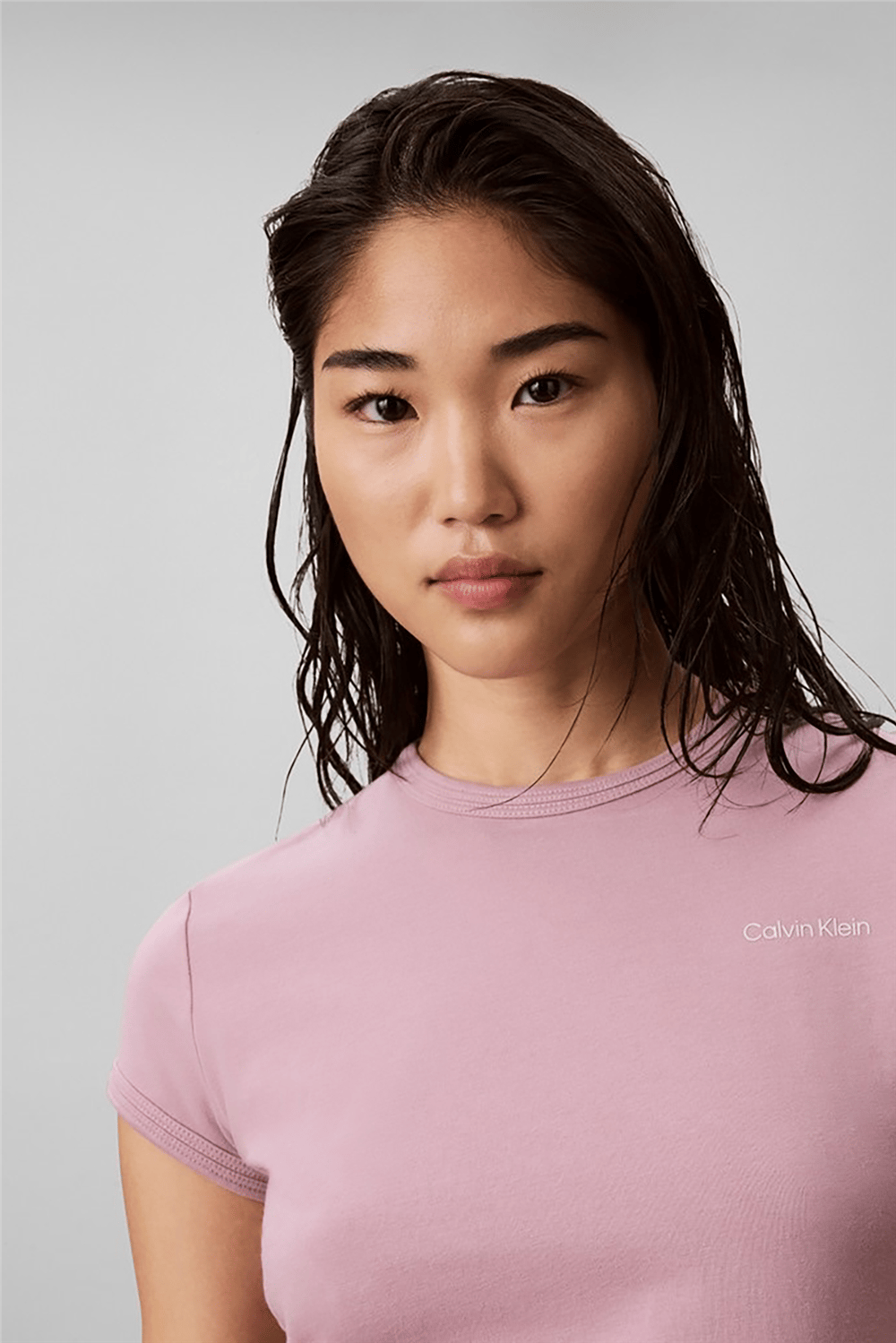 Calvin Klein Ss Slim Fit Feminine Logo Tee Kadın Bisiklet Yaka T-Shirt