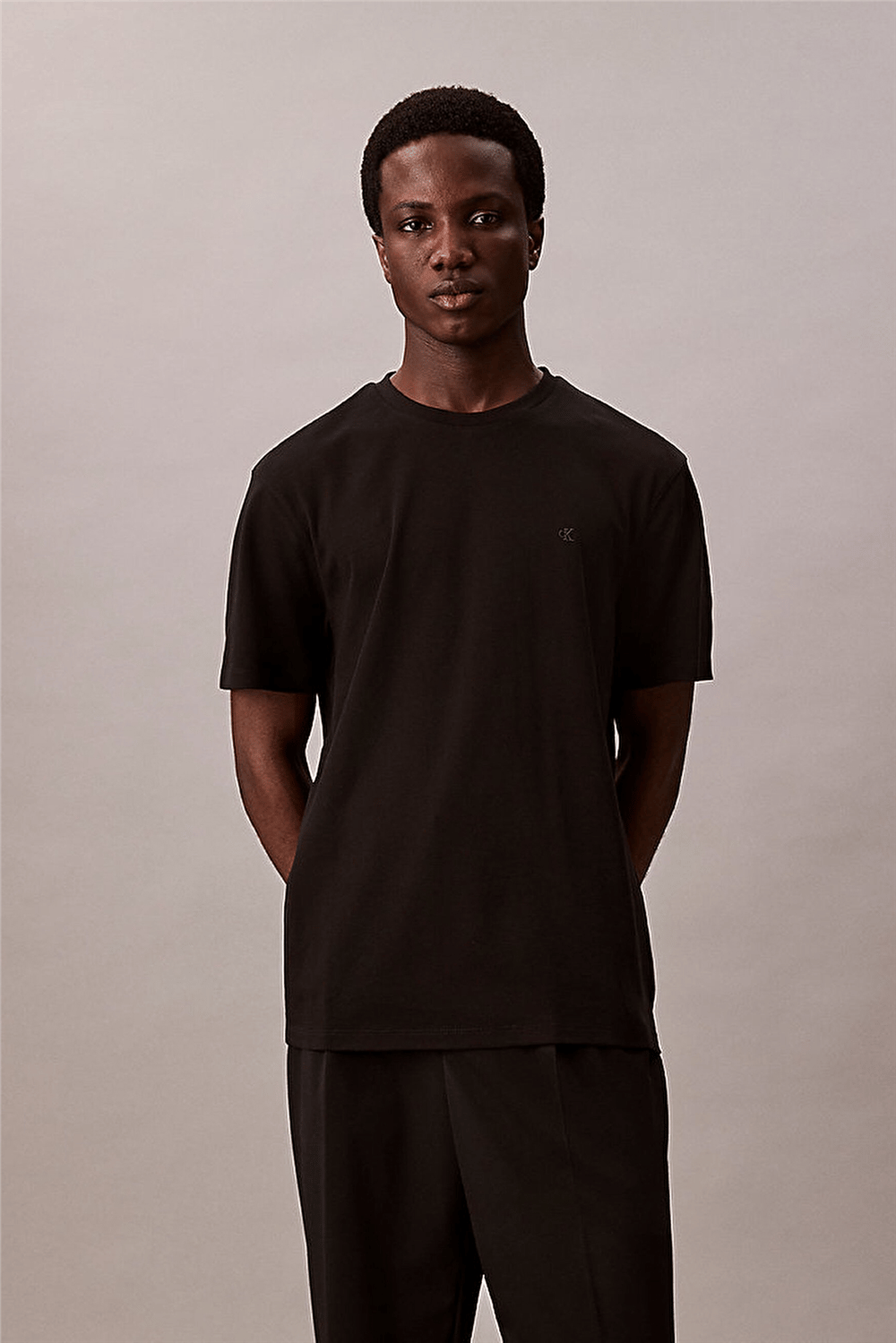 Calvin Klein Ss Supima Chest Emb Crewneck Tee Erkek Bisiklet Yaka T-Shirt Siyah