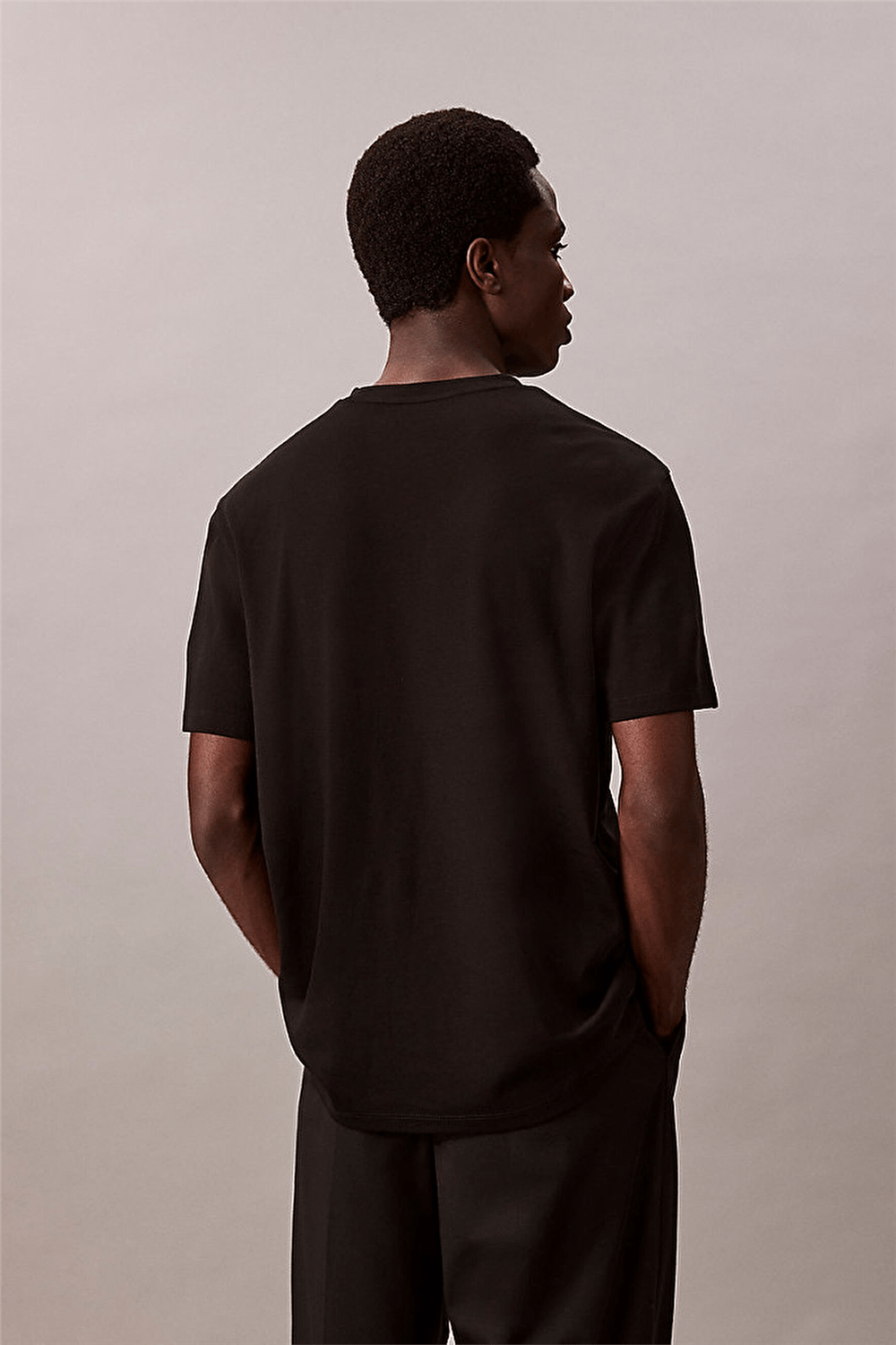 Calvin Klein Ss Supima Chest Emb Crewneck Tee Erkek Bisiklet Yaka T-Shirt Siyah