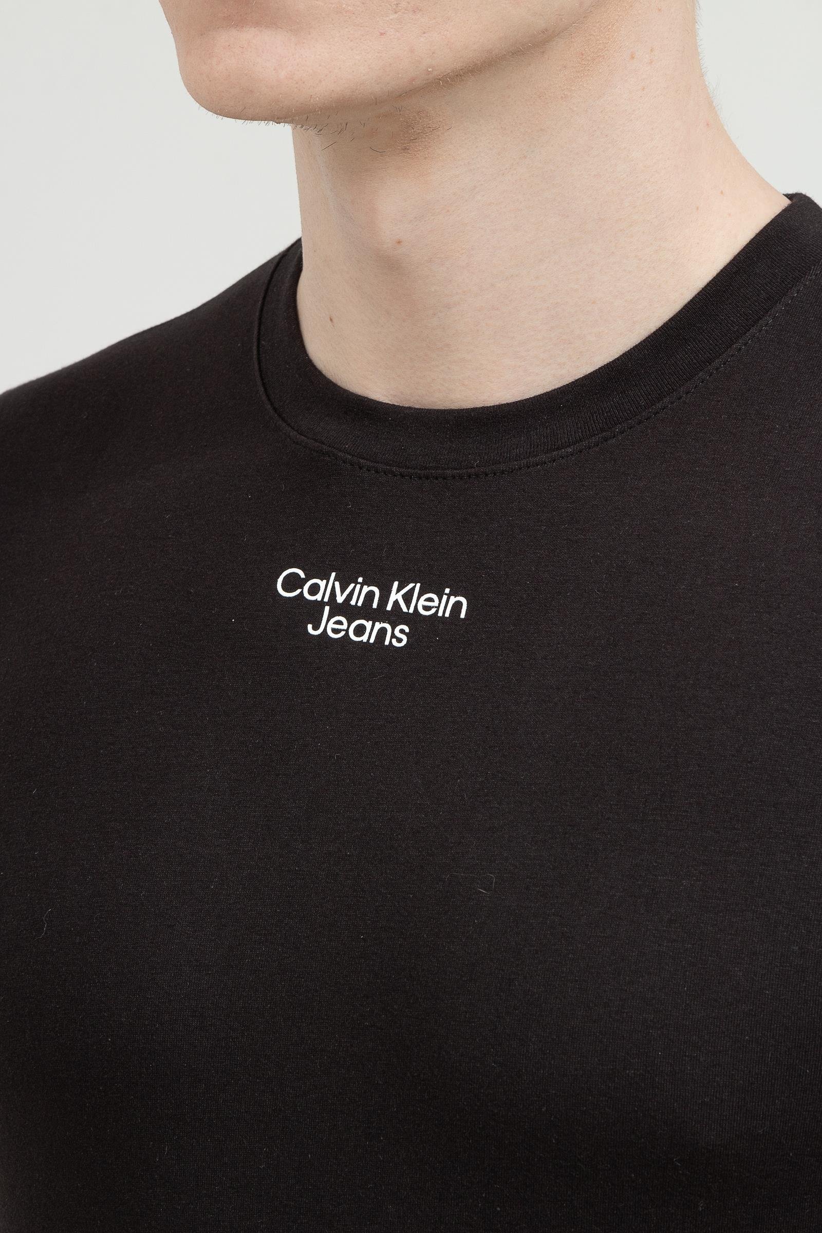 Calvin Klein Stacked Logo Erkek Bisiklet Yaka T-Shirt