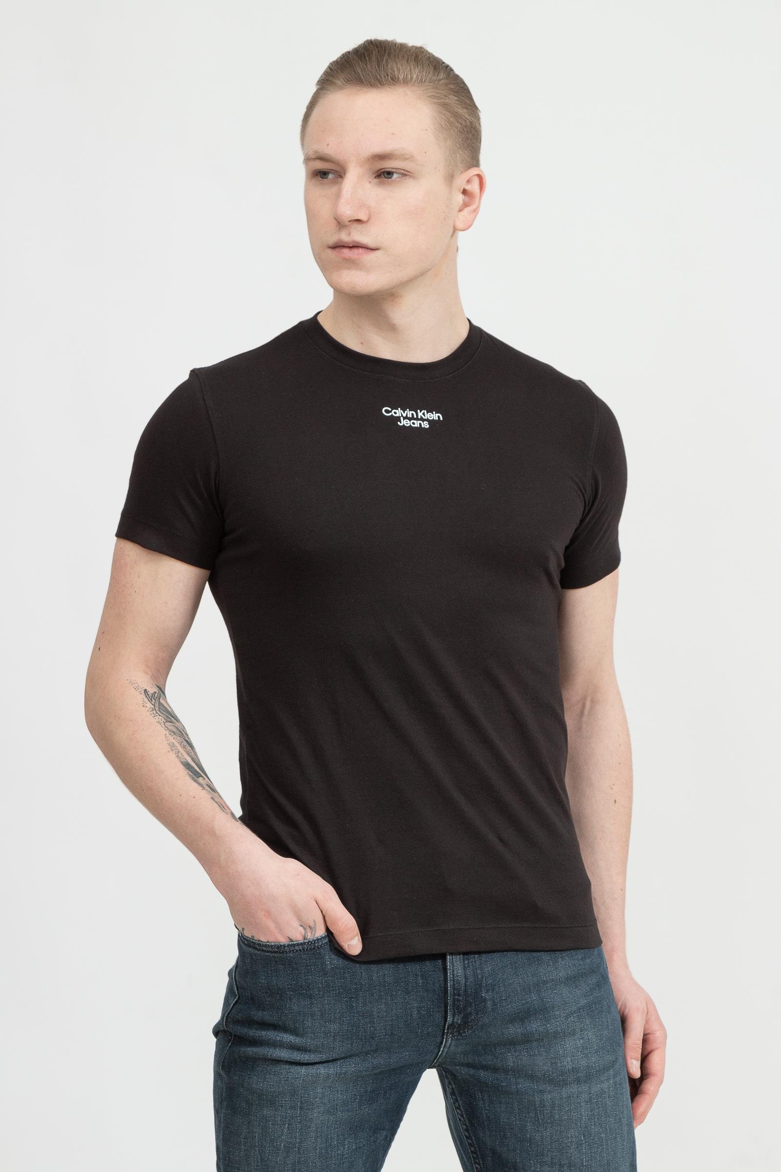 Calvin Klein Stacked Logo Erkek Bisiklet Yaka T-Shirt