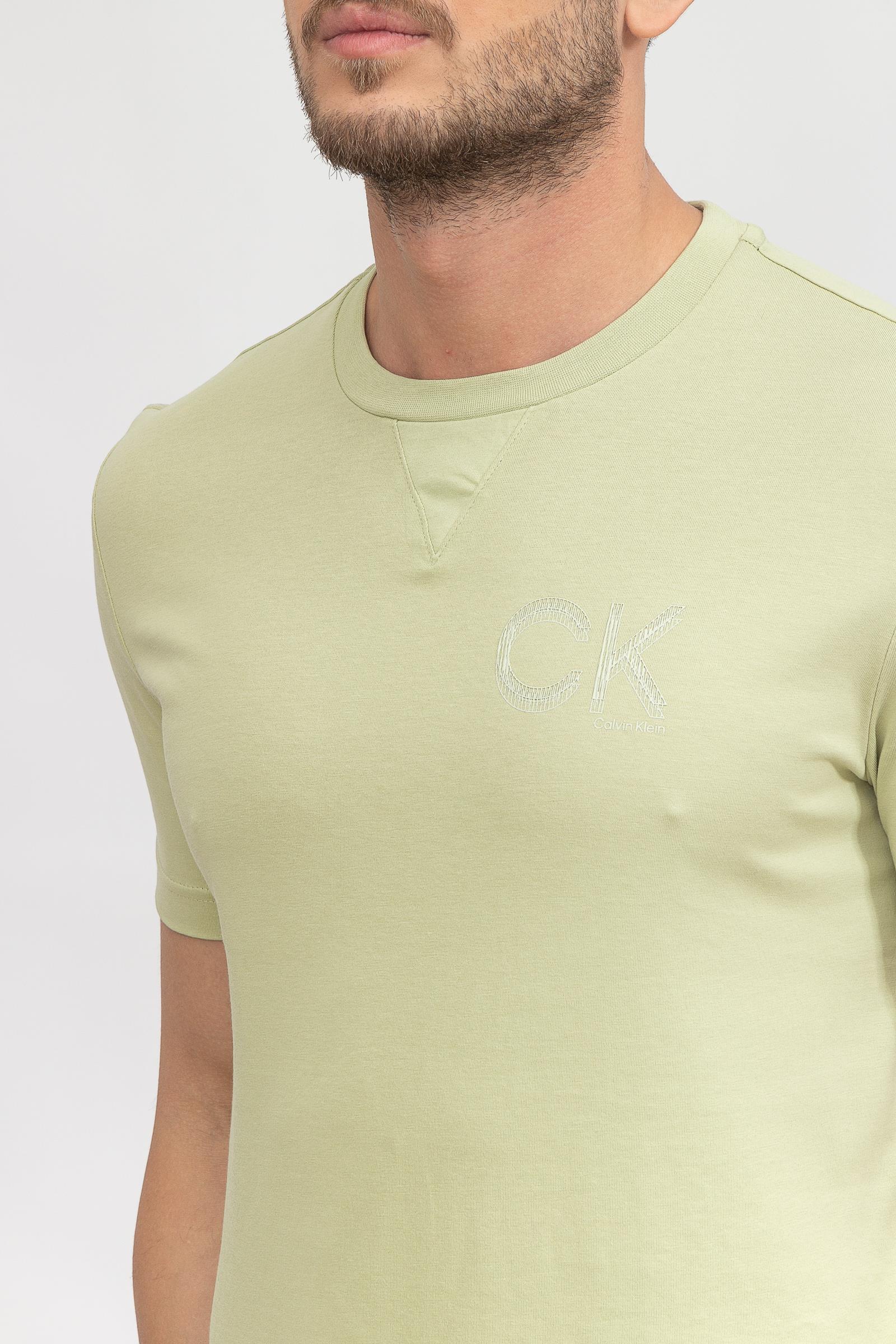 Calvin Klein Striped Chest Logo Erkek Bisiklet Yaka T-Shirt