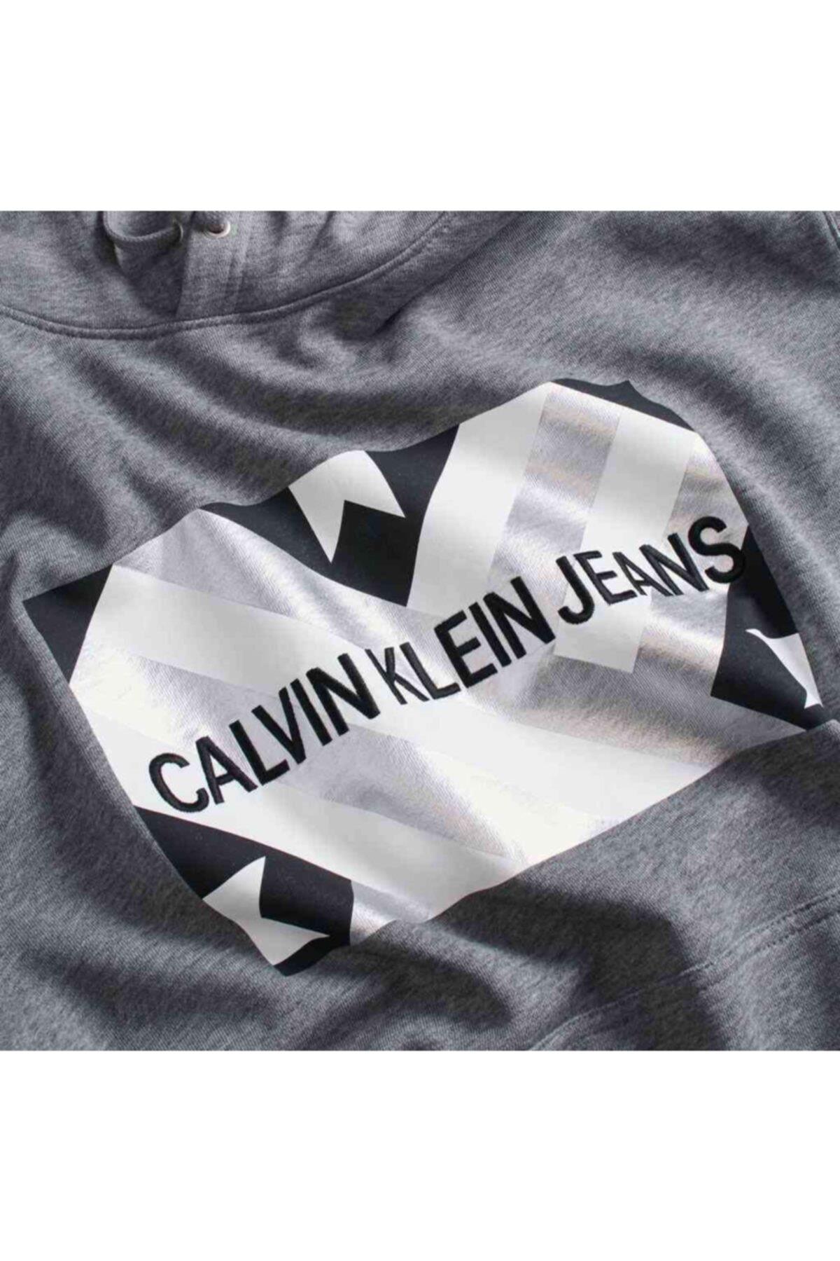 Calvin Klein Sweatshirt
