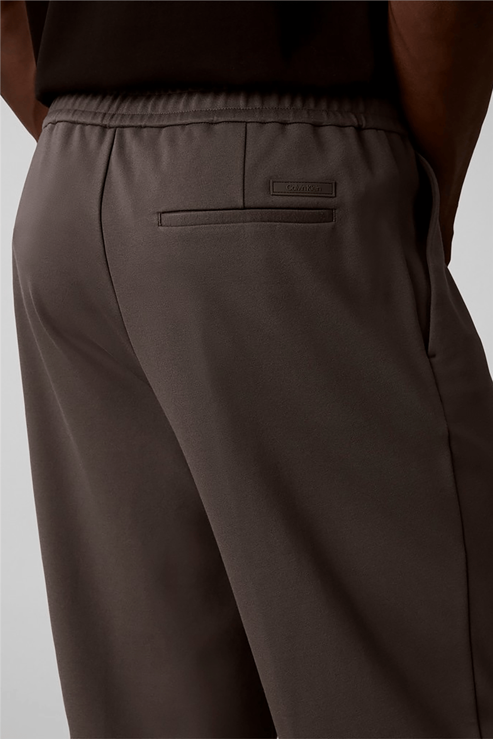 Calvin Klein Tapered Tech Knit Pleated Pant Erkek Pantolon