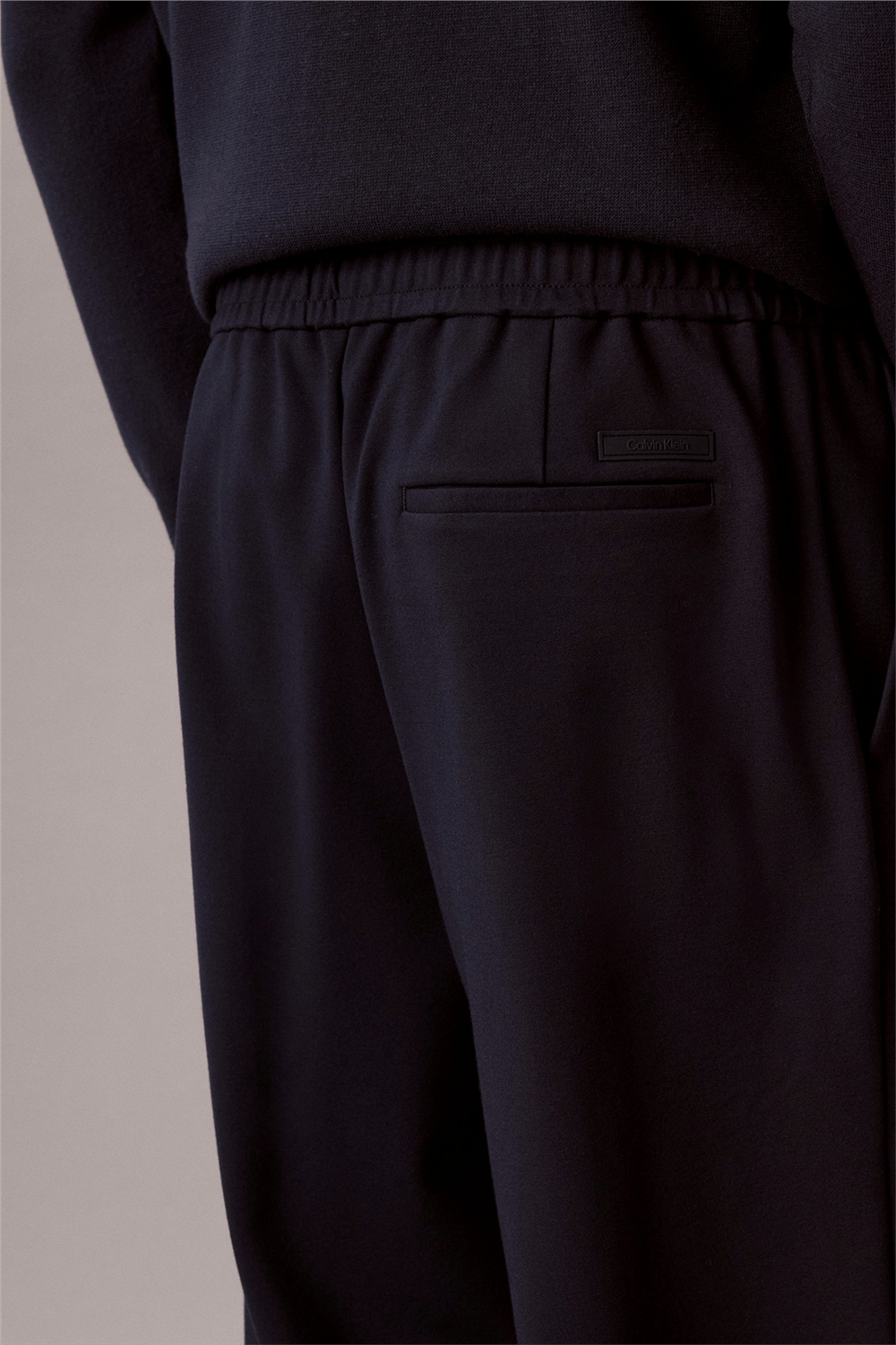 Calvin Klein Tapered Tech Knit Pleated Pant Erkek Pantolon Lacivert