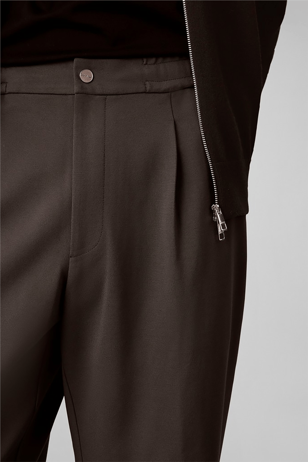 Calvin Klein Tapered Tech Knit Pleated Pant Erkek Pantolon