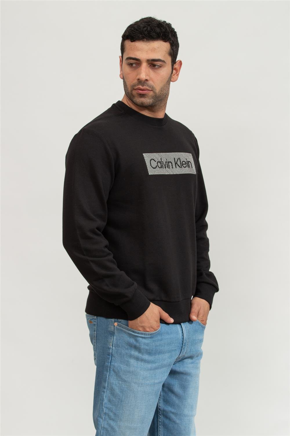 Calvin Klein Textured Embroidery Erkek Bisiklet Yaka Sweatshirt