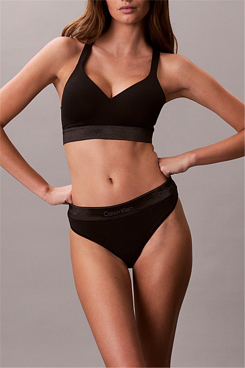 Calvin Klein Thong Kadın Külot Siyah