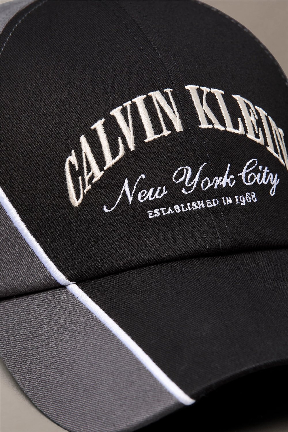 Calvin Klein Two Tone Seasonal Gr Erkek Baseball Şapka Siyah