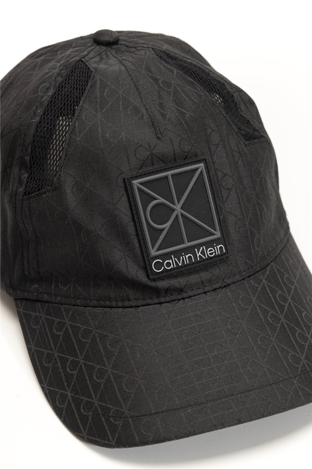 Calvin Klein Utility Tech Nylon C Erkek Baseball Şapka