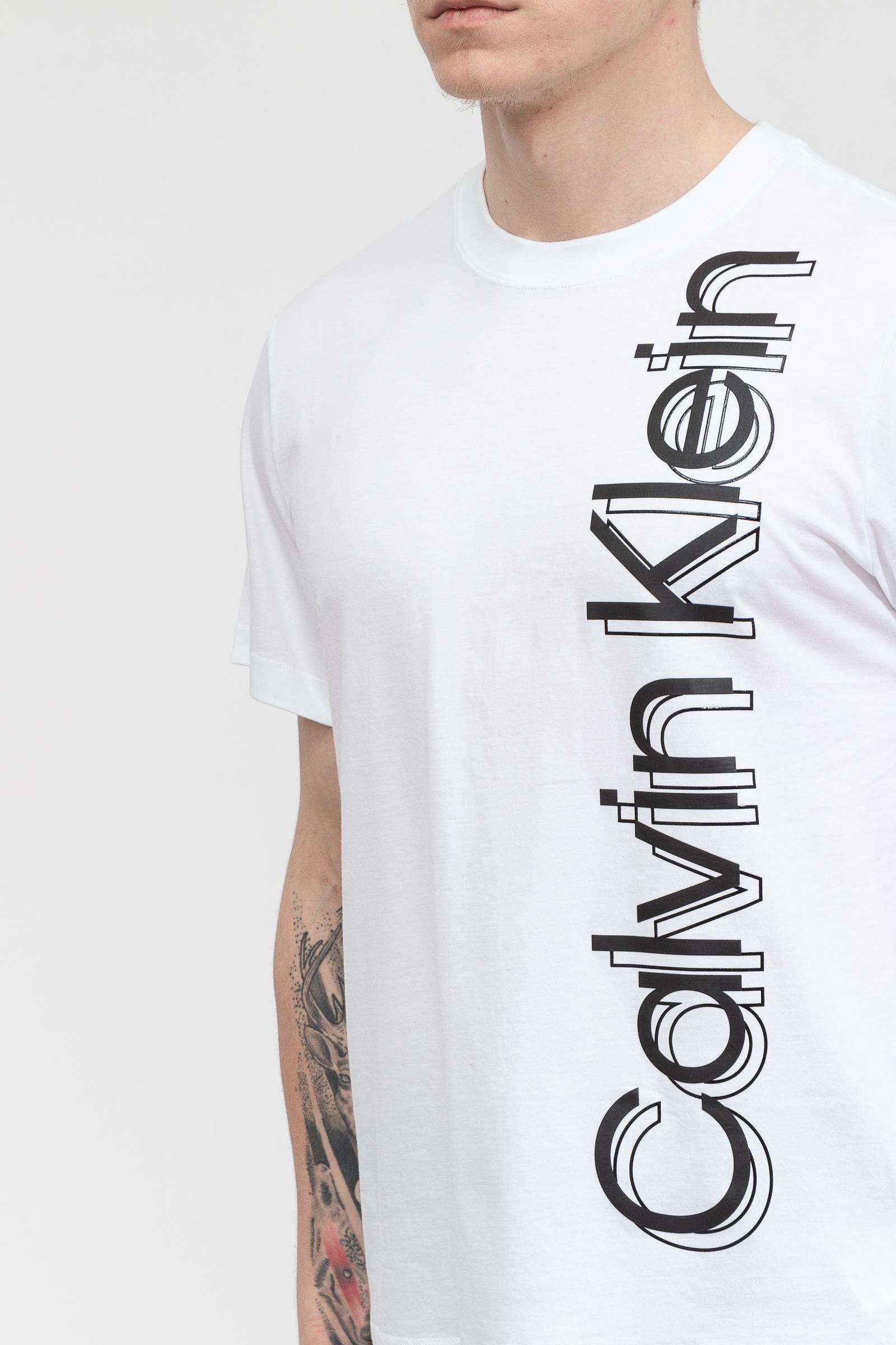 Calvin Klein Vertical Bold instit Tee Erkek Bisiklet Yaka T-Shirt