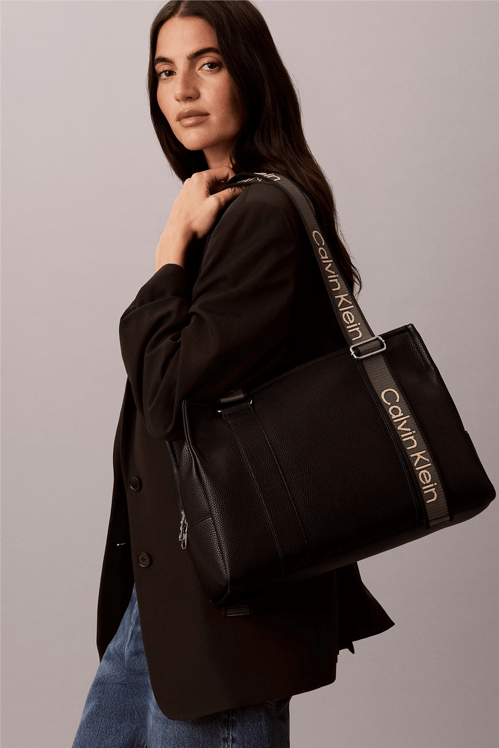 Calvin Klein Webbing Adj Strap Tote Kadın Omuz Çantası Siyah
