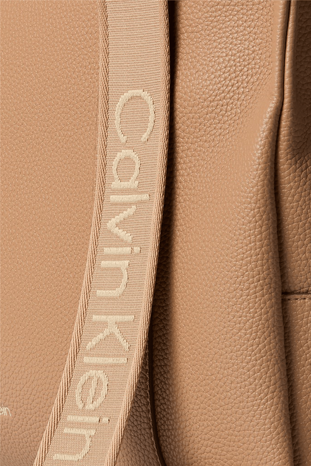 Calvin Klein Webbing Adj Strap Tote Kadın Omuz Çantası