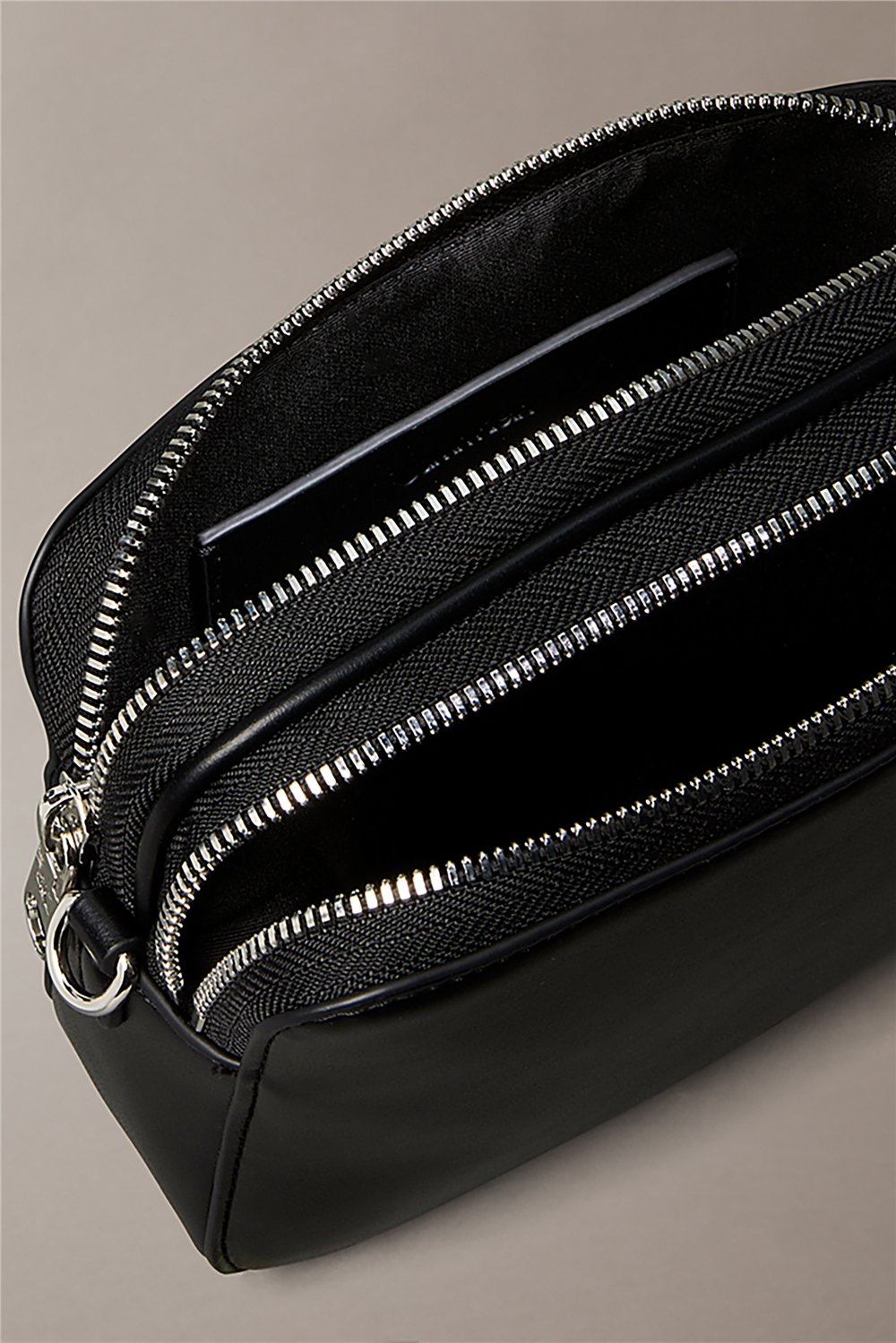 Calvin Klein Webbing Double Strap Camera Bag Kadın Mini Omuz Çantası