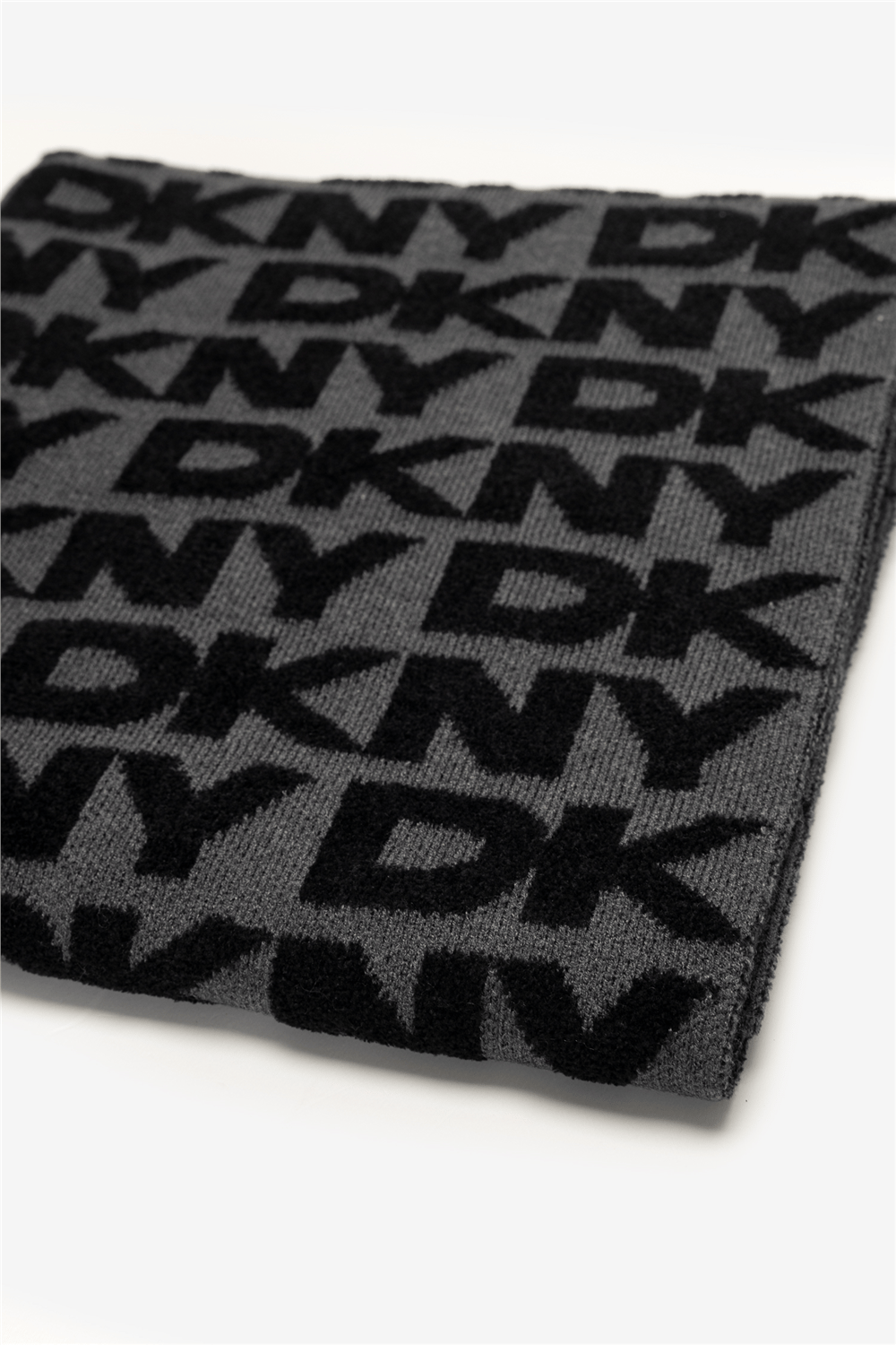 DKNY Chenille Logo Scarf Kadın Atkı
