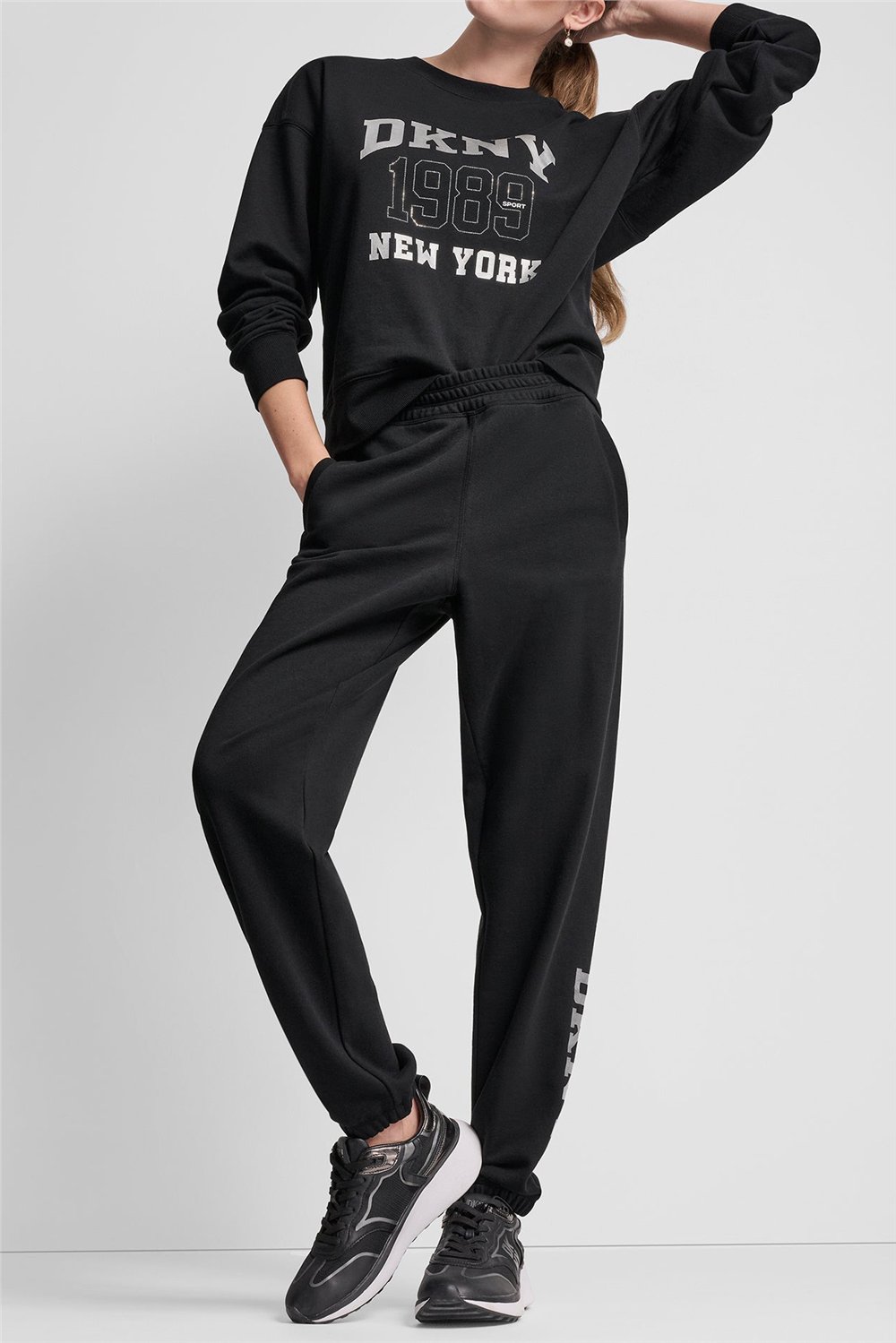 DKNY Kadın Dkny 1989 Rhinestud Jogger Pantolon Siyah
