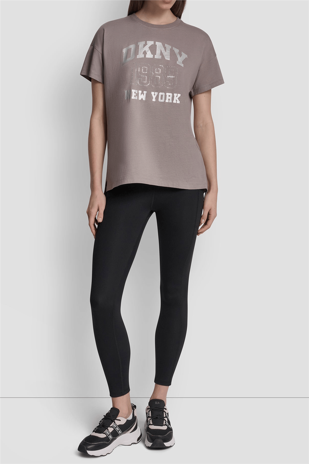 DKNY Kadın Dkny Ny 1989 Rhinest Bisiklet Yaka T-Shirt