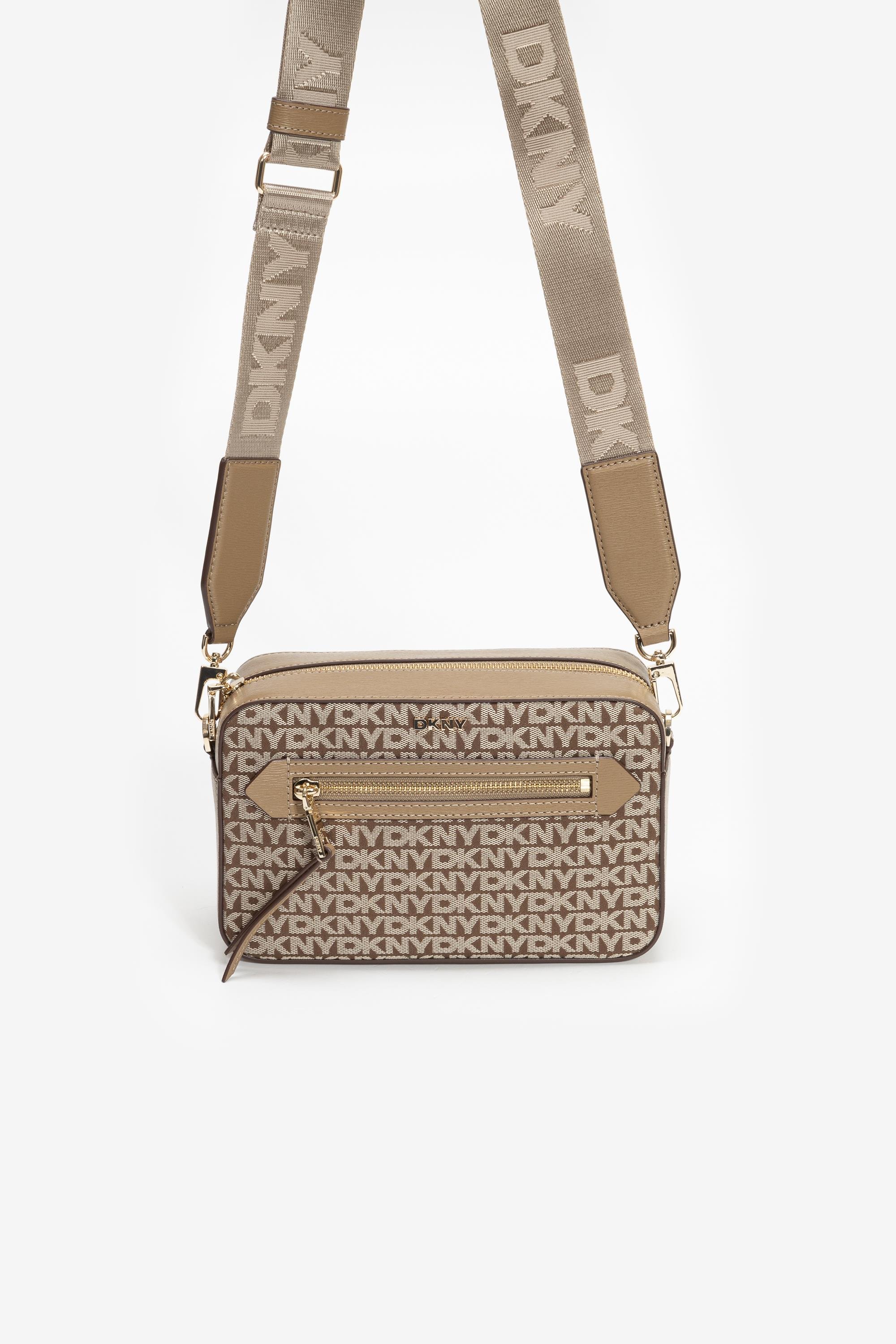 dkny-kadin-mini-omuz-cantasi-a1ee90.jpg