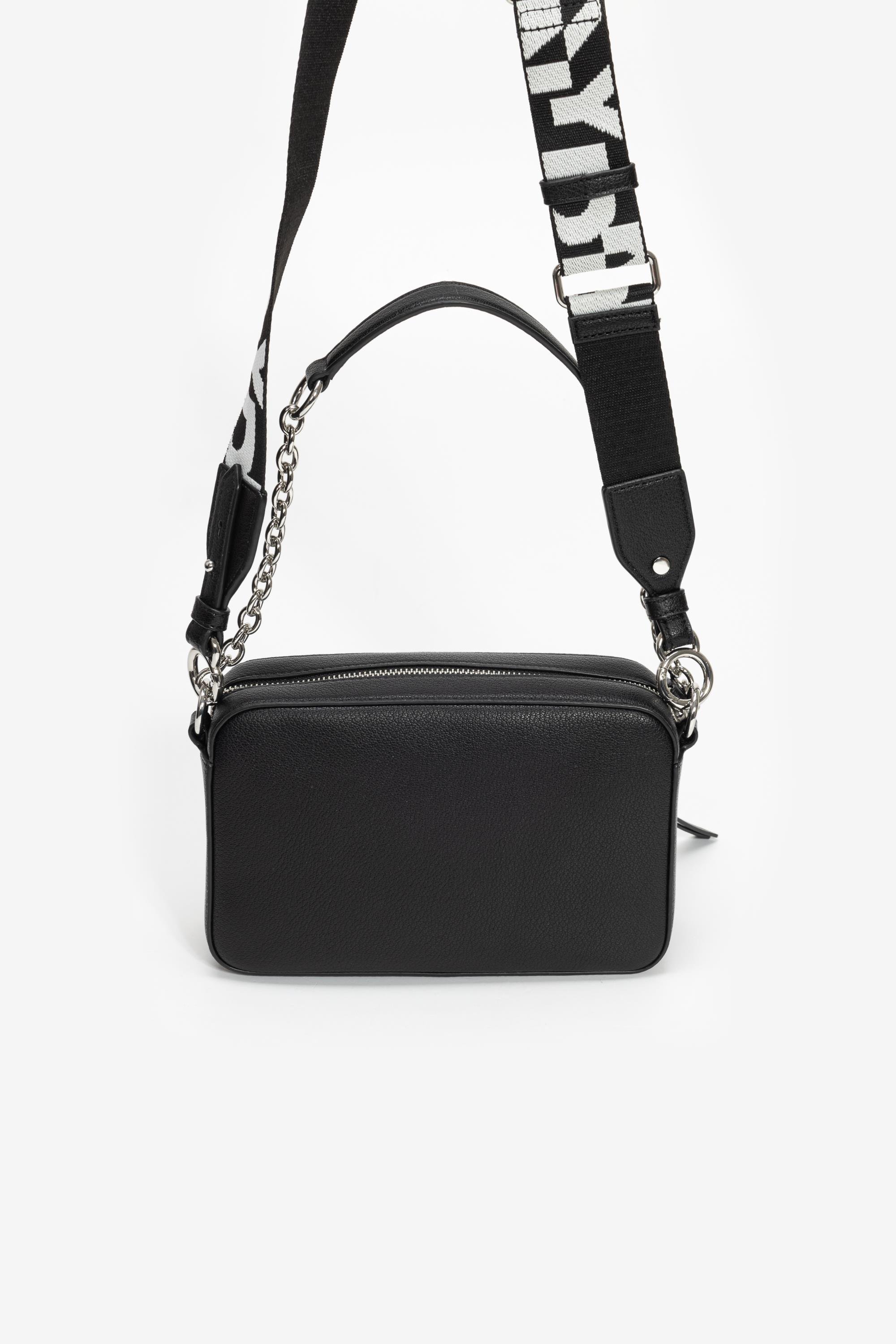 dkny-kadin-omuz-cantasi-8-e0c9.jpg