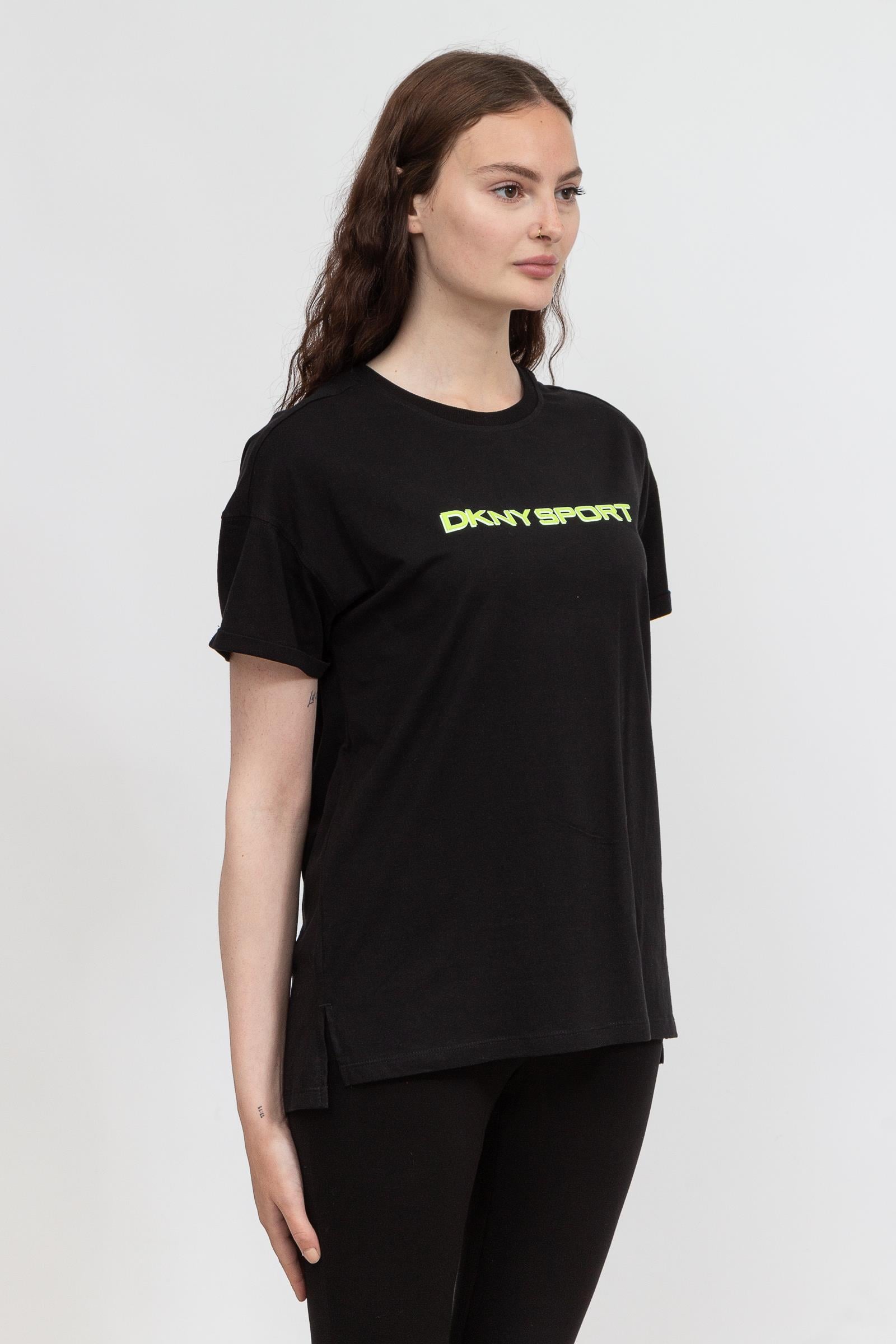 DKNY Layered Shadow Logo Kadın Bisiklet Yaka TShirt