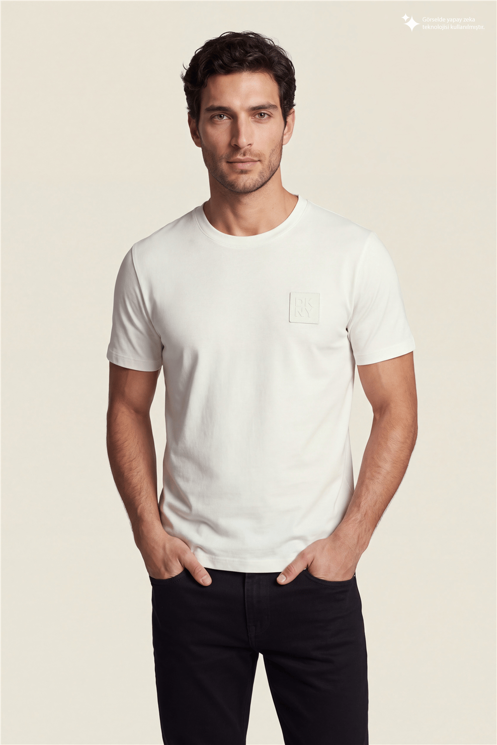 DKNY Patch Logo Tee Erkek Bisiklet Yaka T-Shirt Beyaz