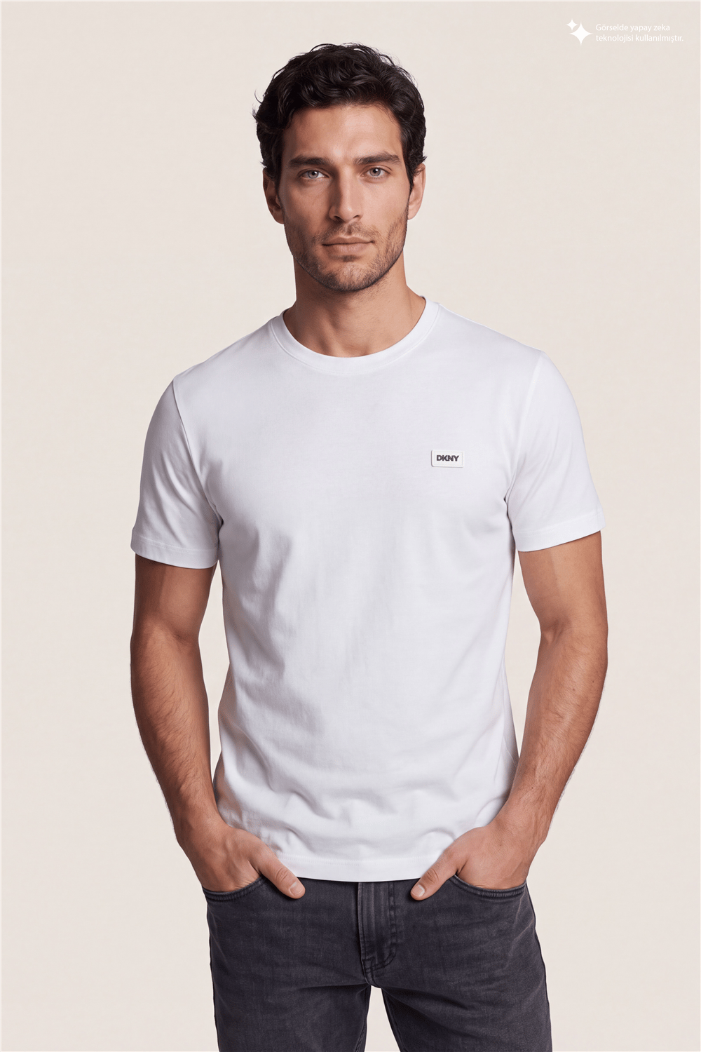 DKNY Silicone Logo Patch Tee Erkek Bisiklet Yaka T-Shirt Beyaz