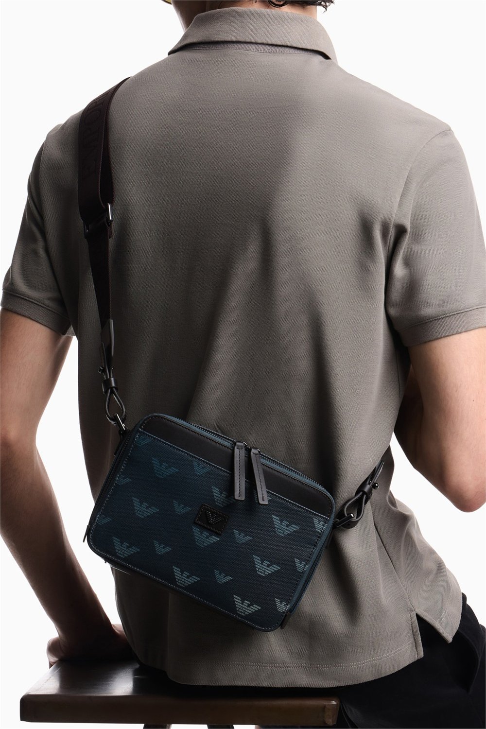 Emporio Armani Erkek El Çantası Mavi