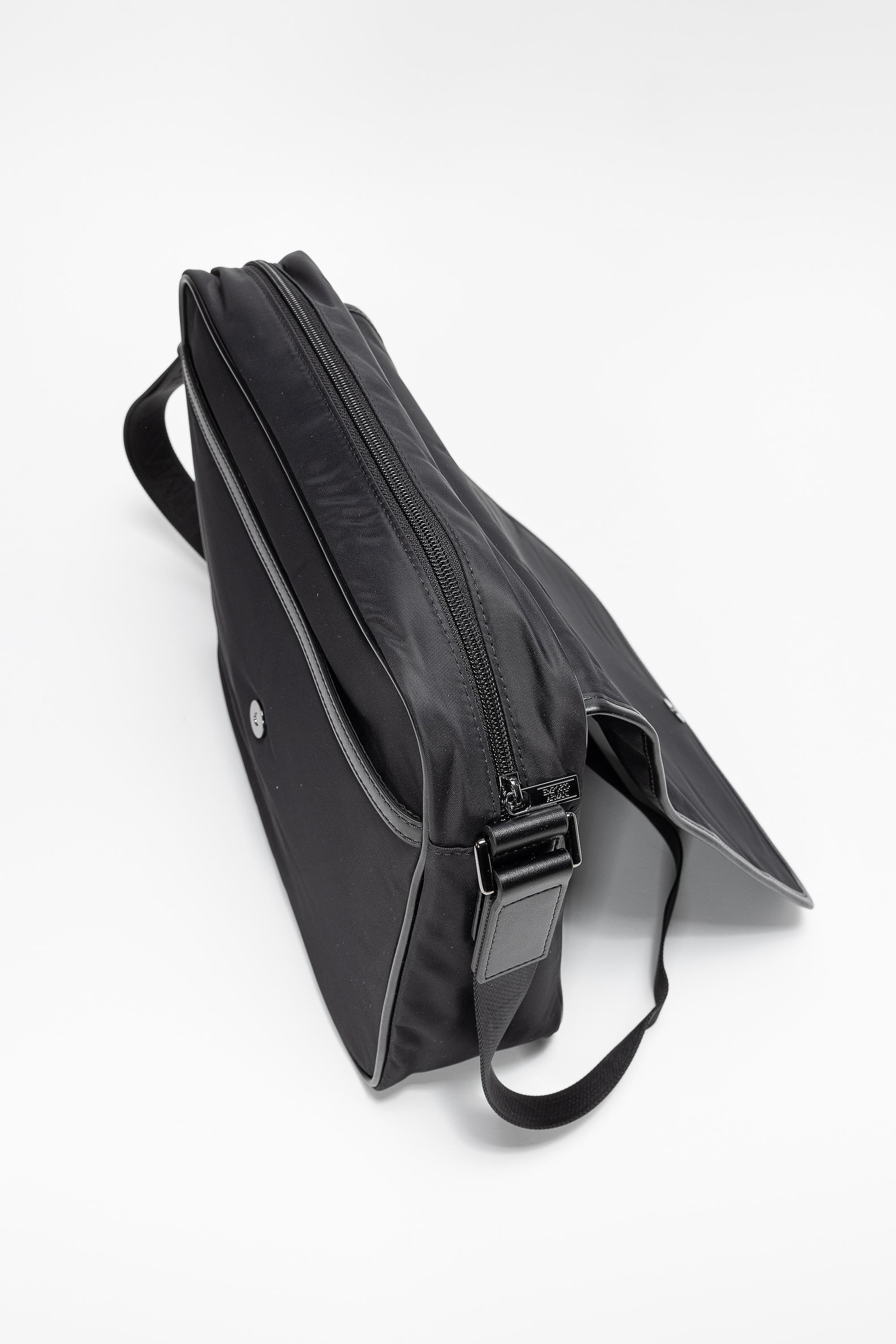 Emporio Armani Erkek Reporter Çanta