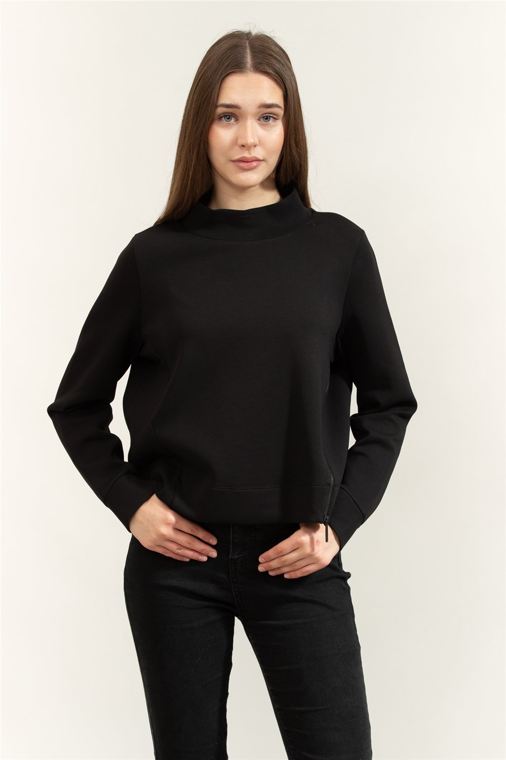 Emporio Armani Kadın Bisiklet Yaka Sweatshirt