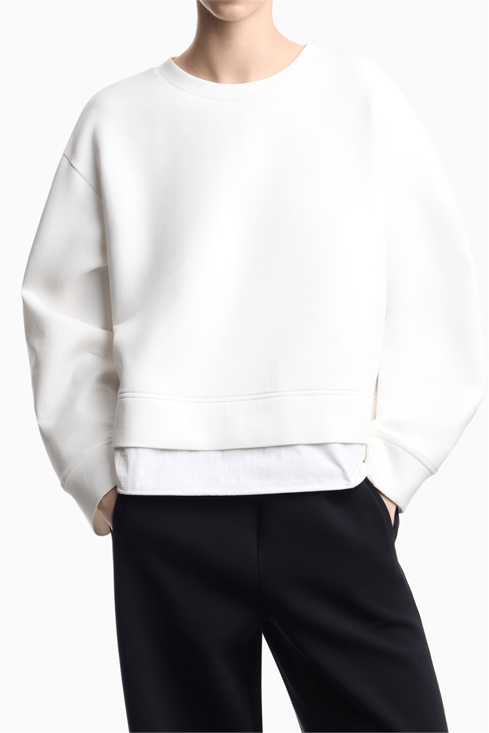 Emporio Armani Kadın Bisiklet Yaka Sweatshirt Beyaz