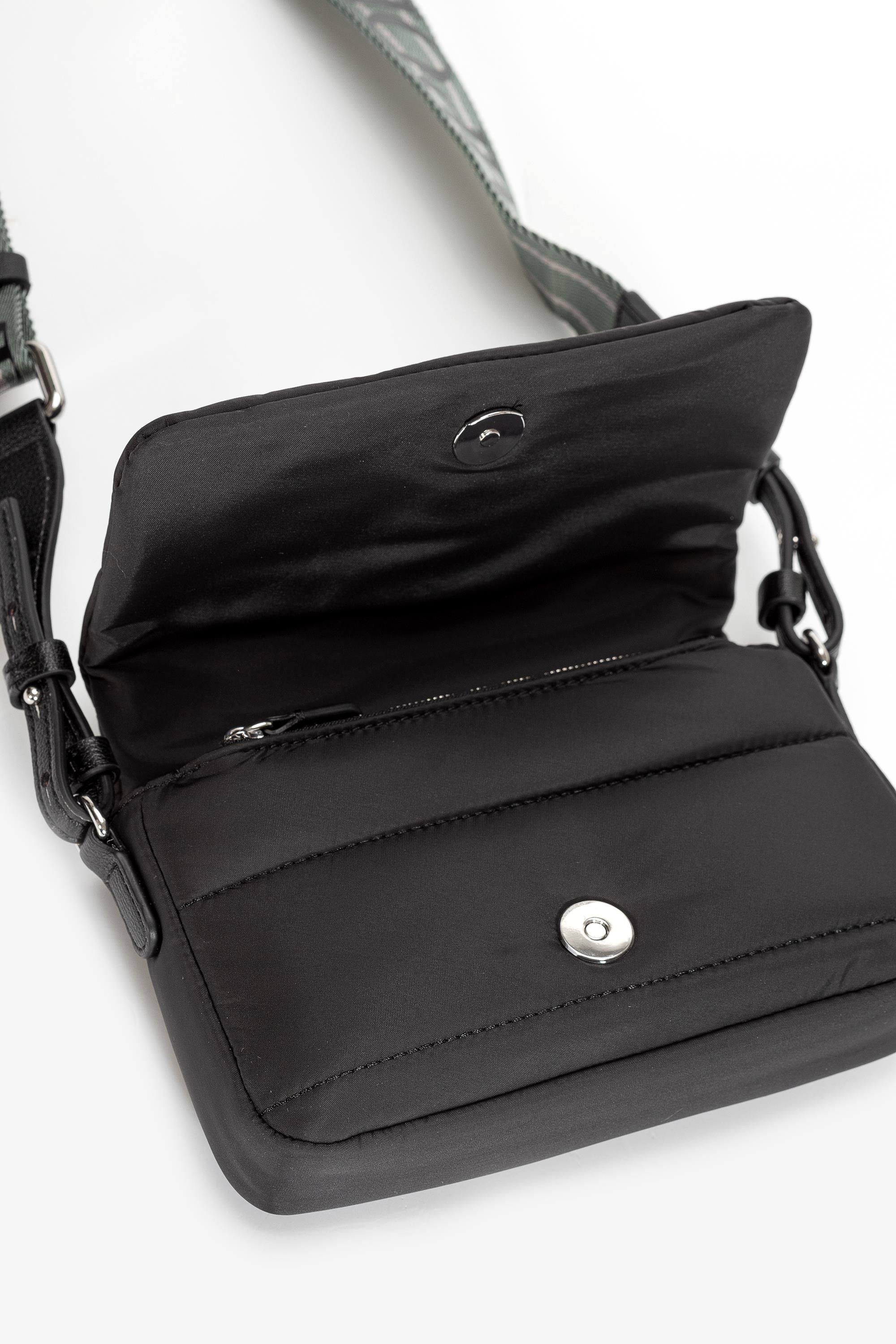 Emporio Armani Kadın Mini Omuz Çantası