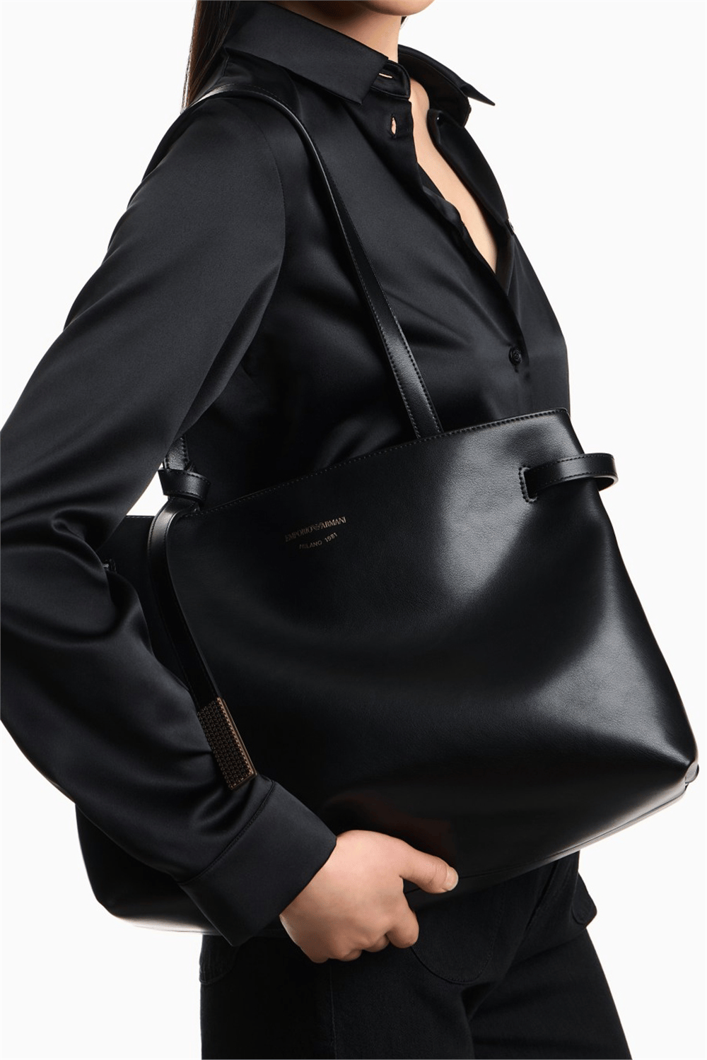 Emporio Armani Kadın Mini Omuz Çantası Siyah