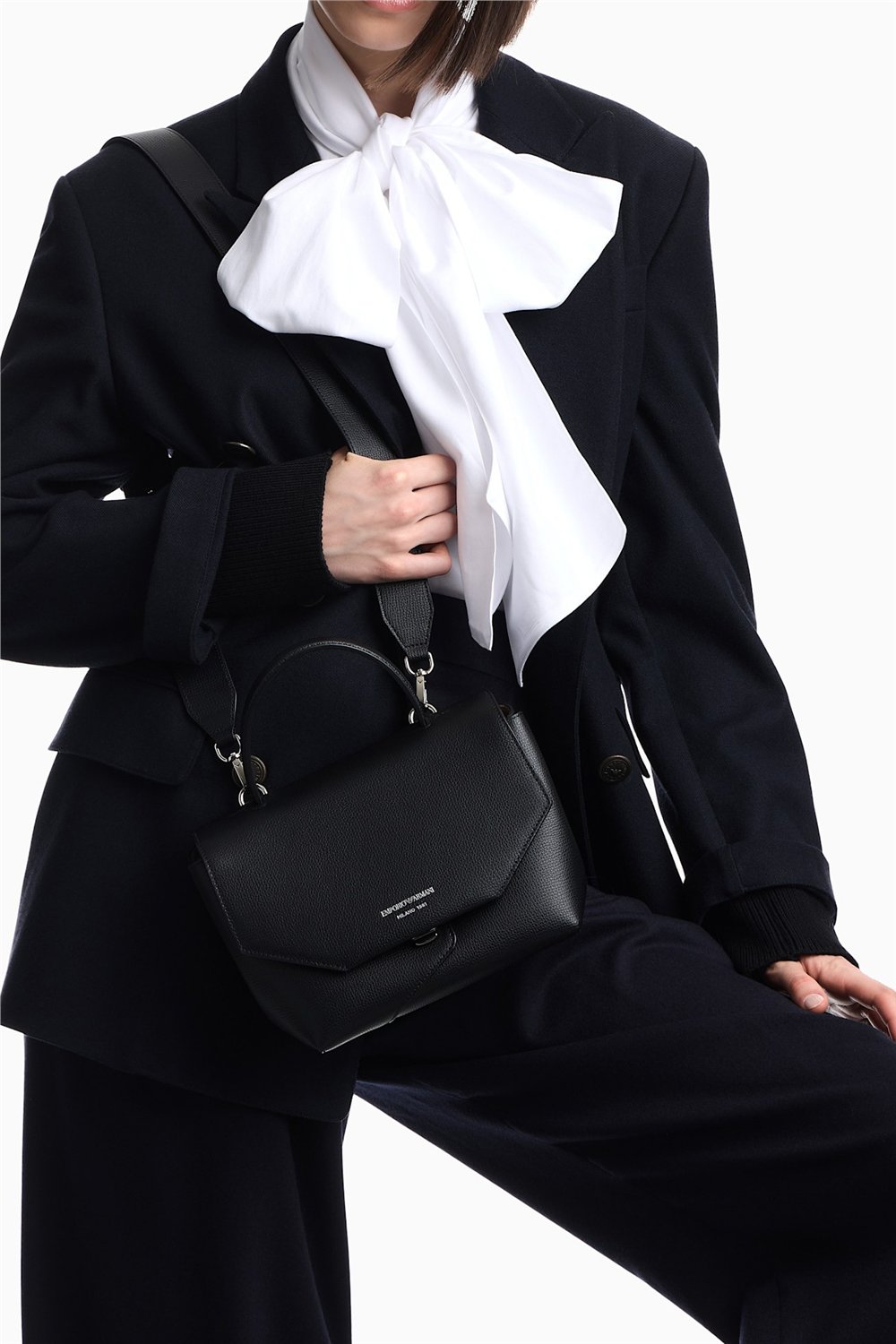 Emporio Armani Kadın Mini Omuz Çantası Siyah