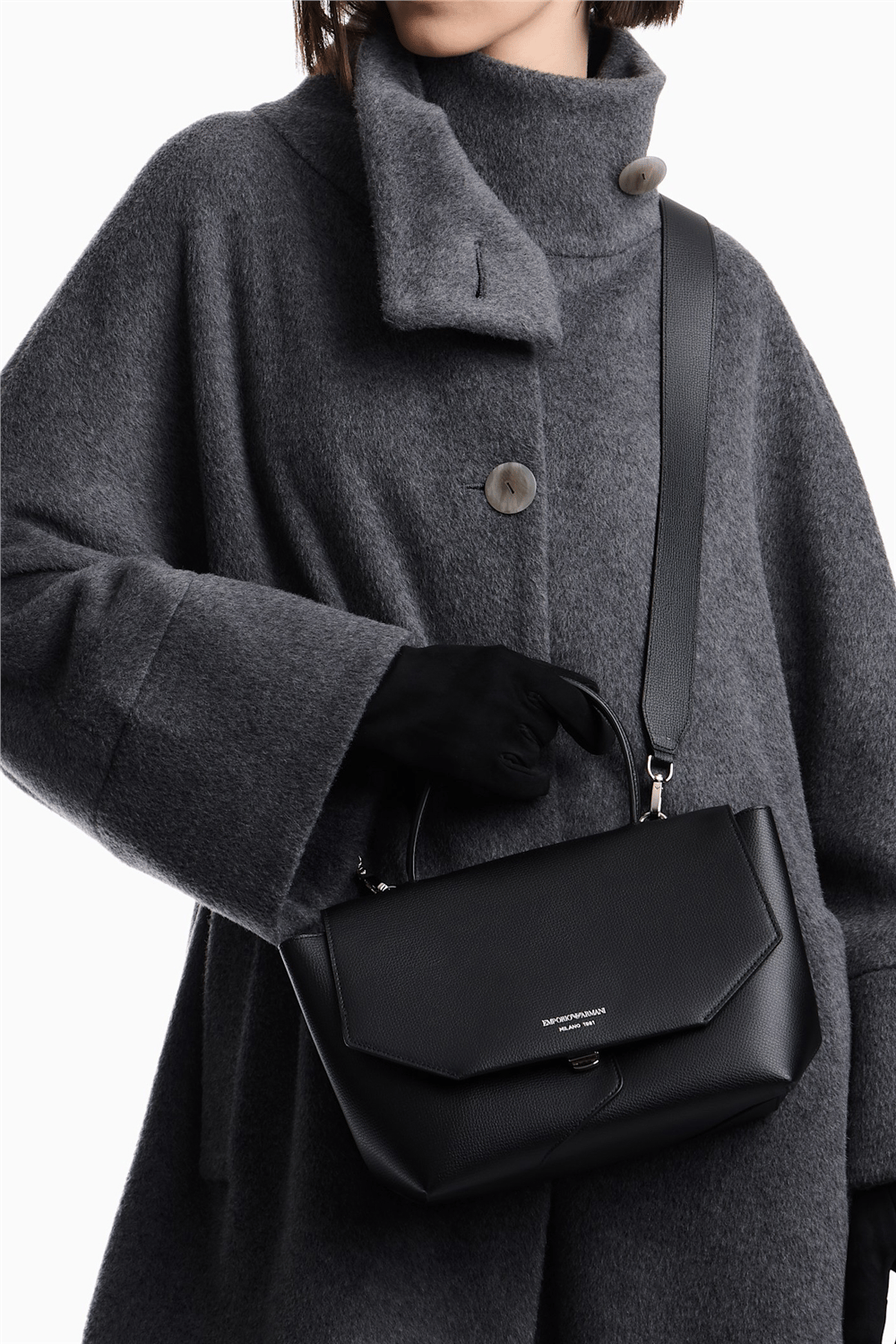 Emporio Armani Kadın Mini Omuz Çantası Siyah