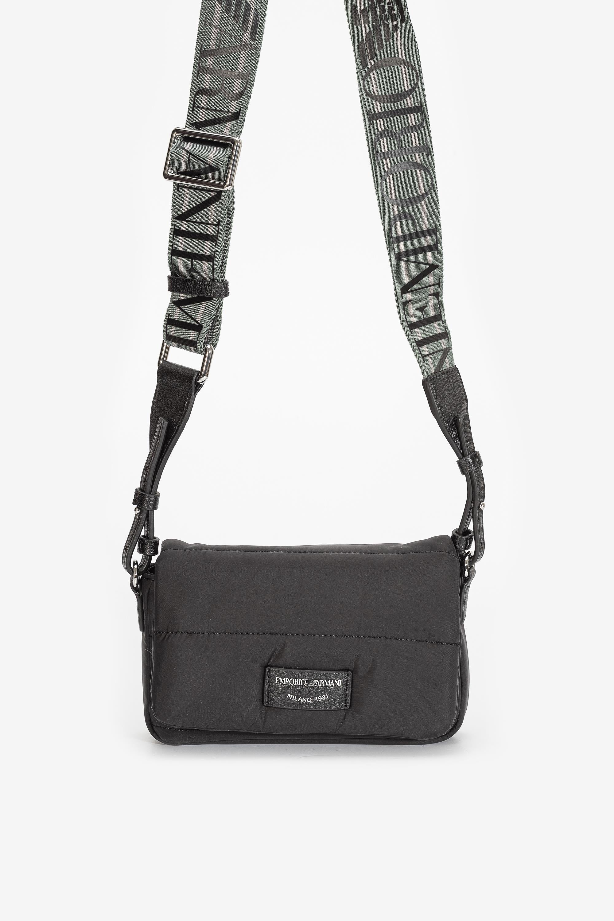 Emporio Armani Kadın Mini Omuz Çantası