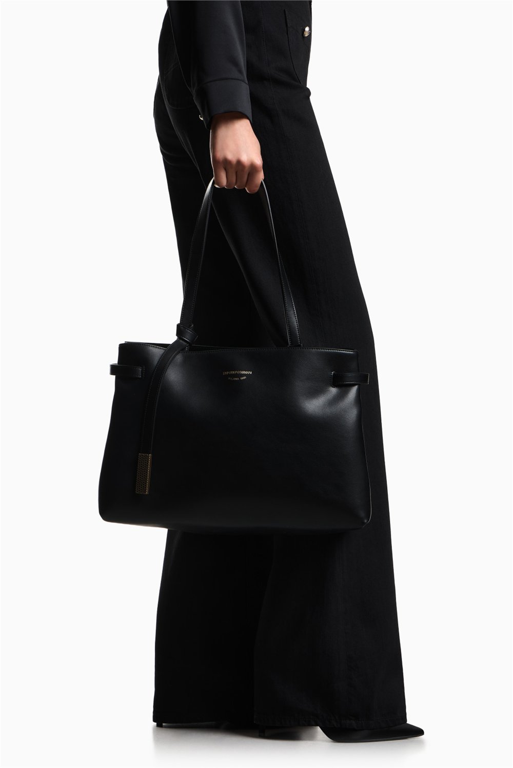Emporio Armani Kadın Mini Omuz Çantası Siyah