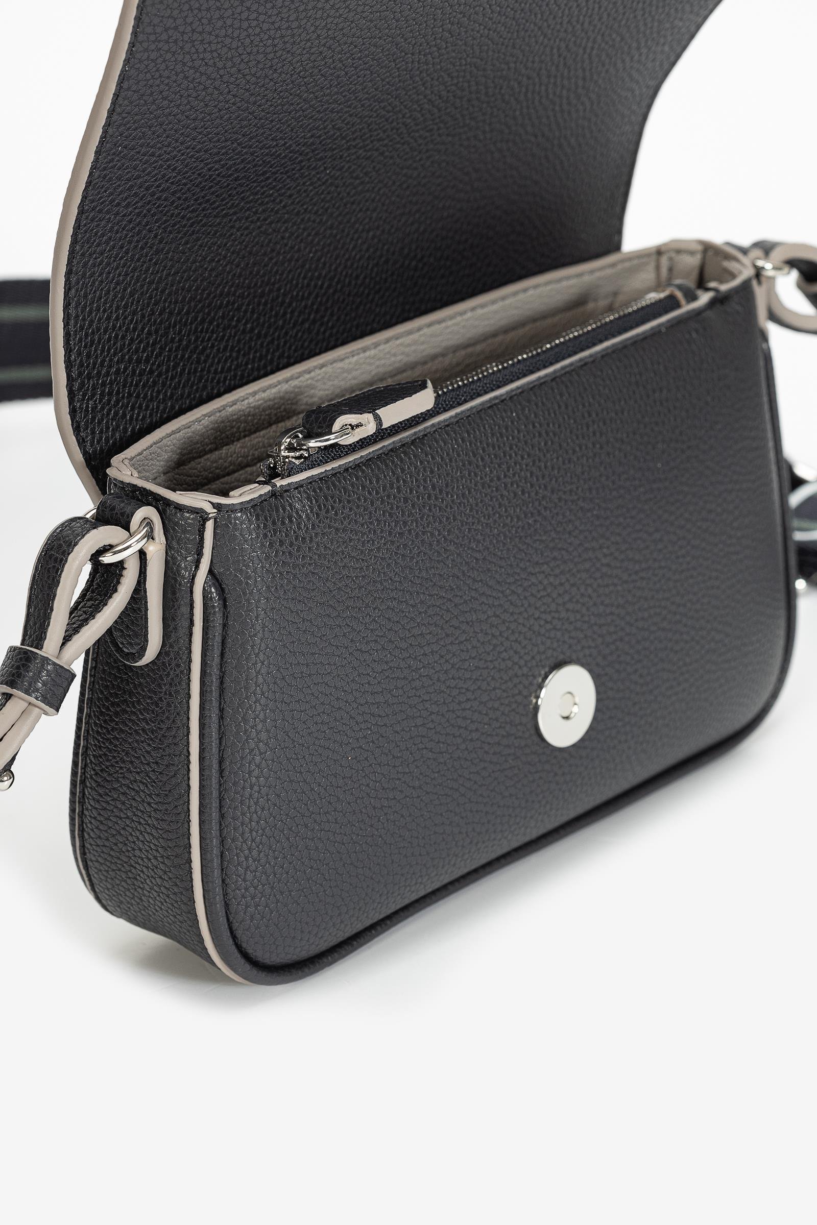 Emporio Armani Kadın Mini Omuz Çantası