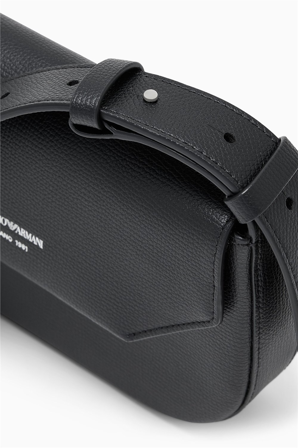 Emporio Armani Kadın Mini Omuz Çantası Siyah