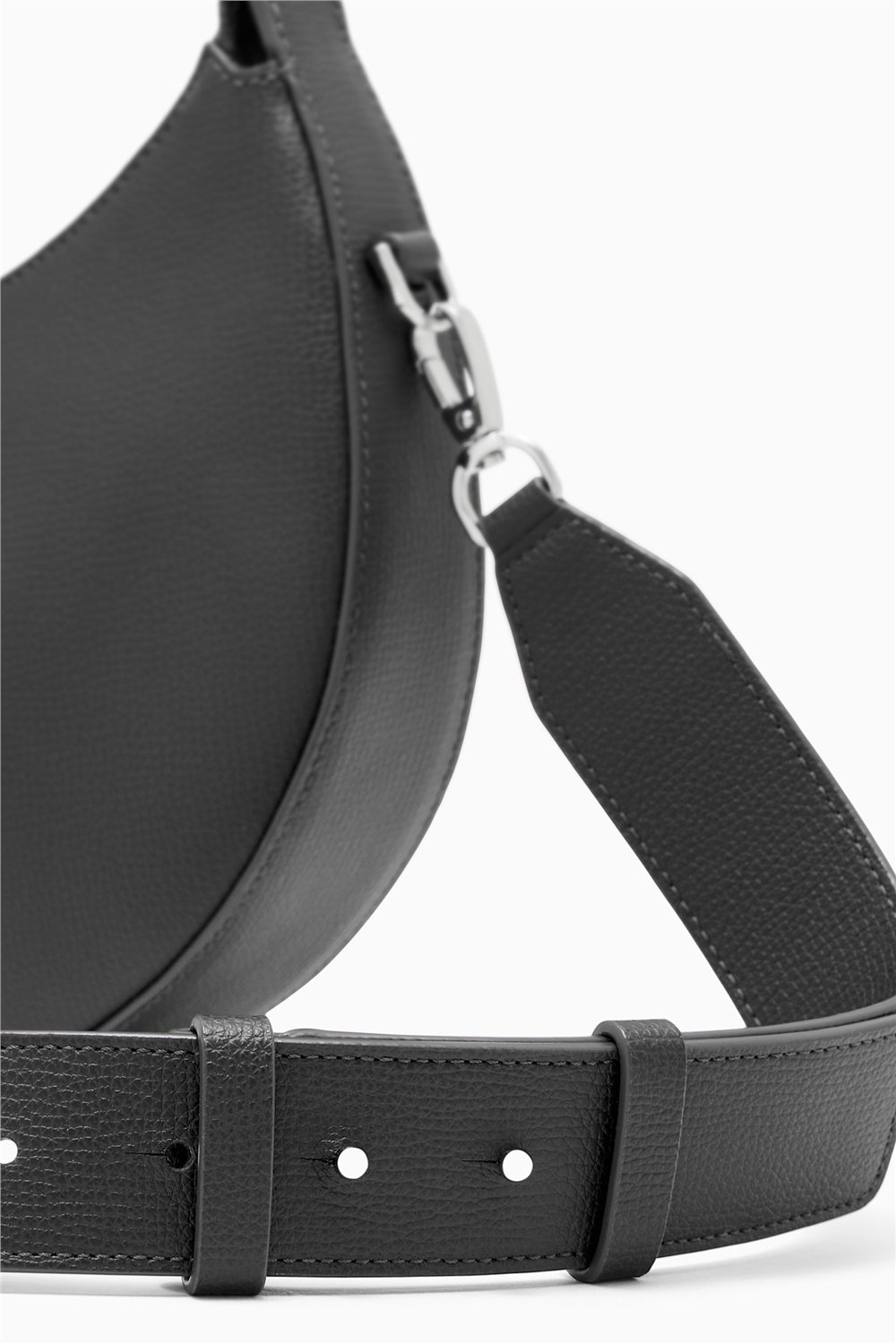 Emporio Armani Kadın Mini Omuz Çantası Siyah