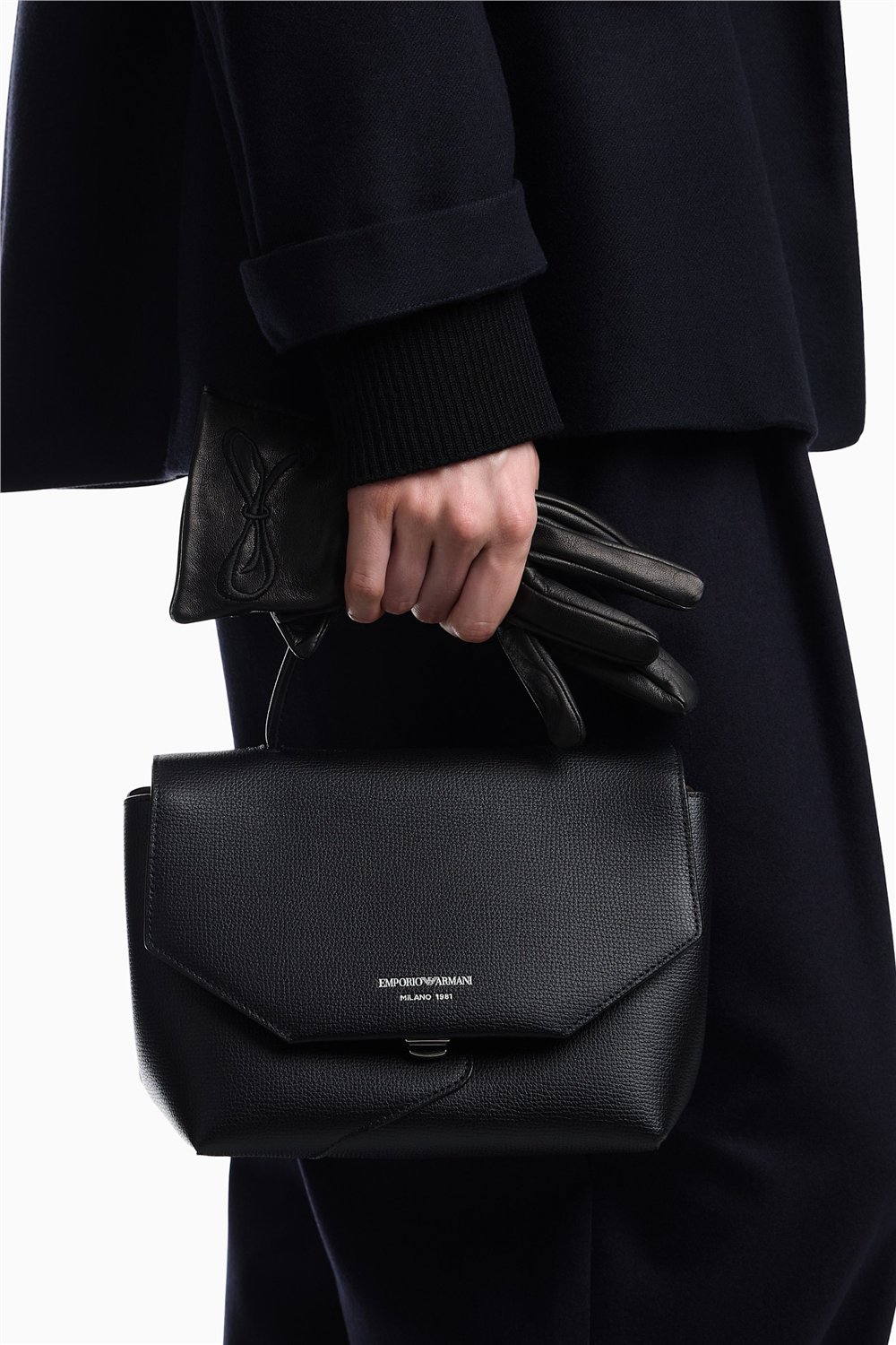 Emporio Armani Kadın Mini Omuz Çantası Siyah