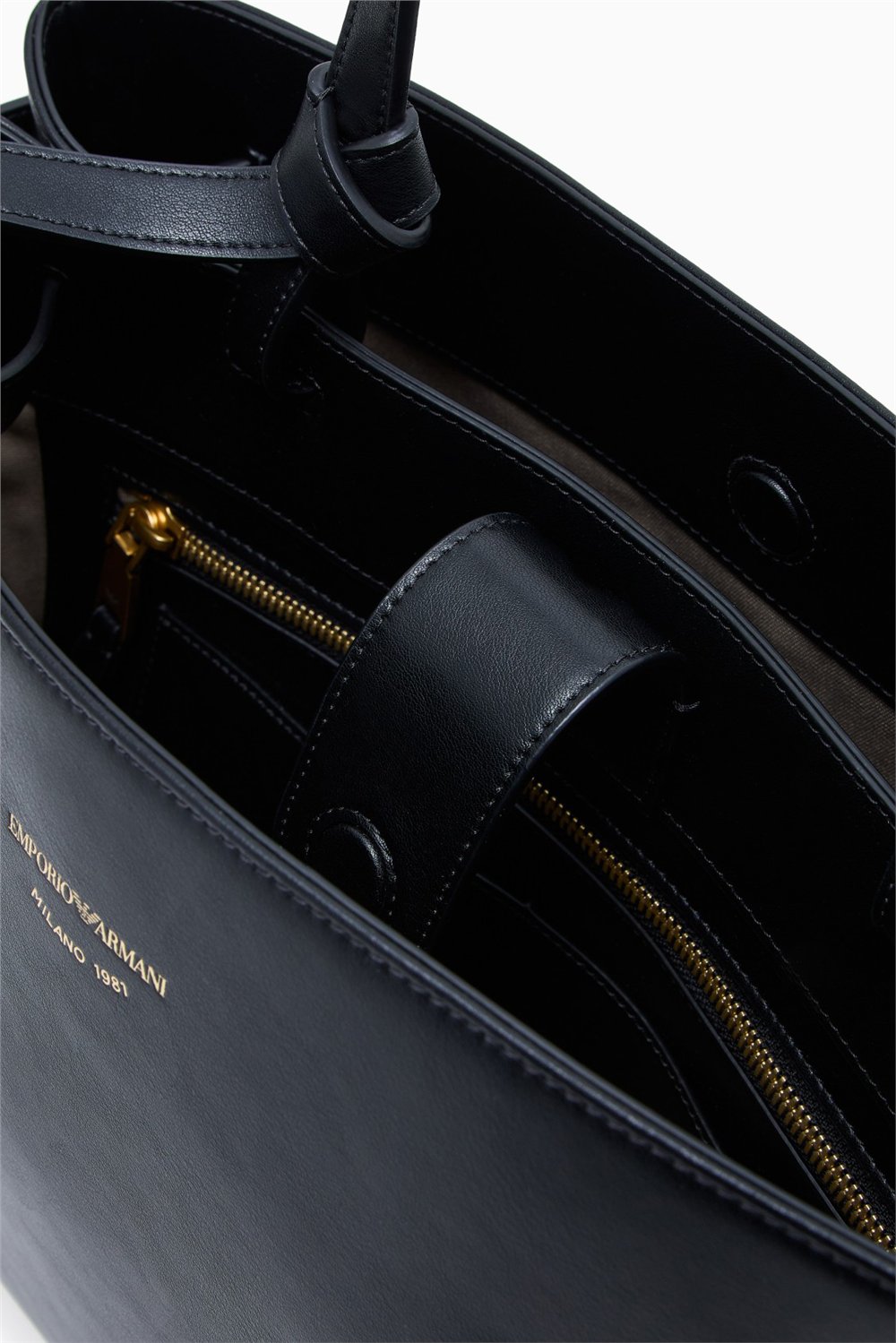 Emporio Armani Kadın Mini Omuz Çantası Siyah