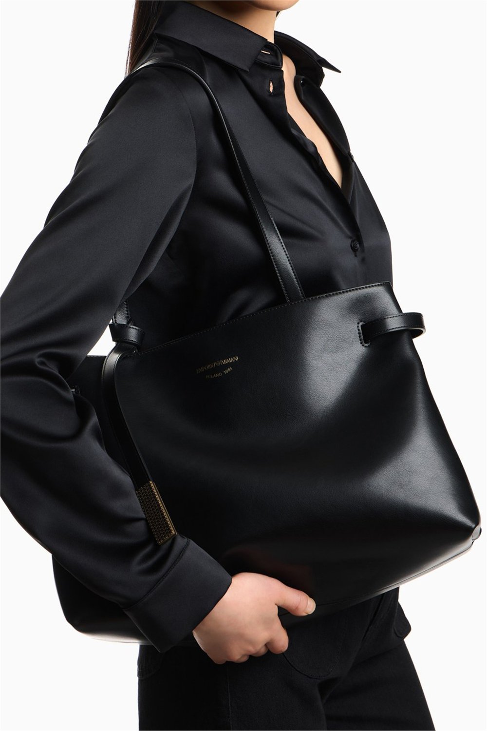 Emporio Armani Kadın Mini Omuz Çantası Siyah