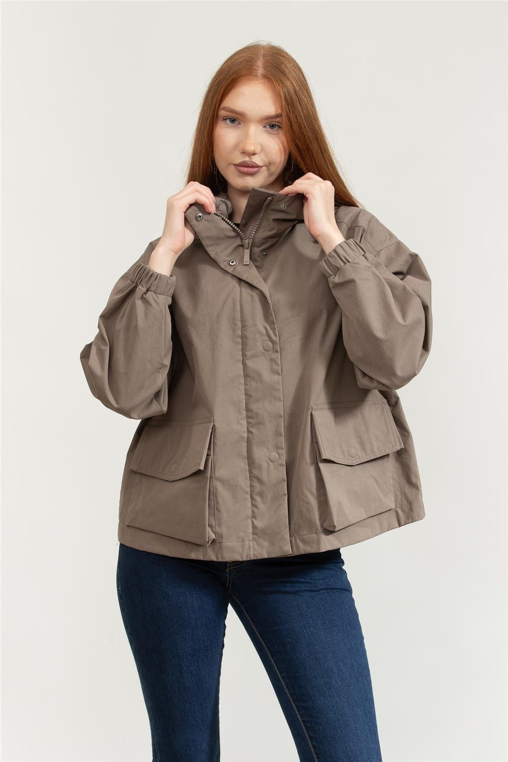 Emporio Armani Kadın Mont