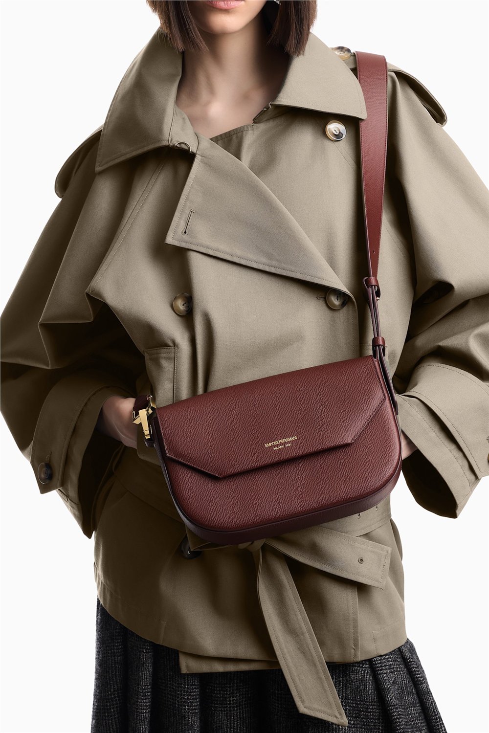Emporio Armani Kadın Omuz Çantası