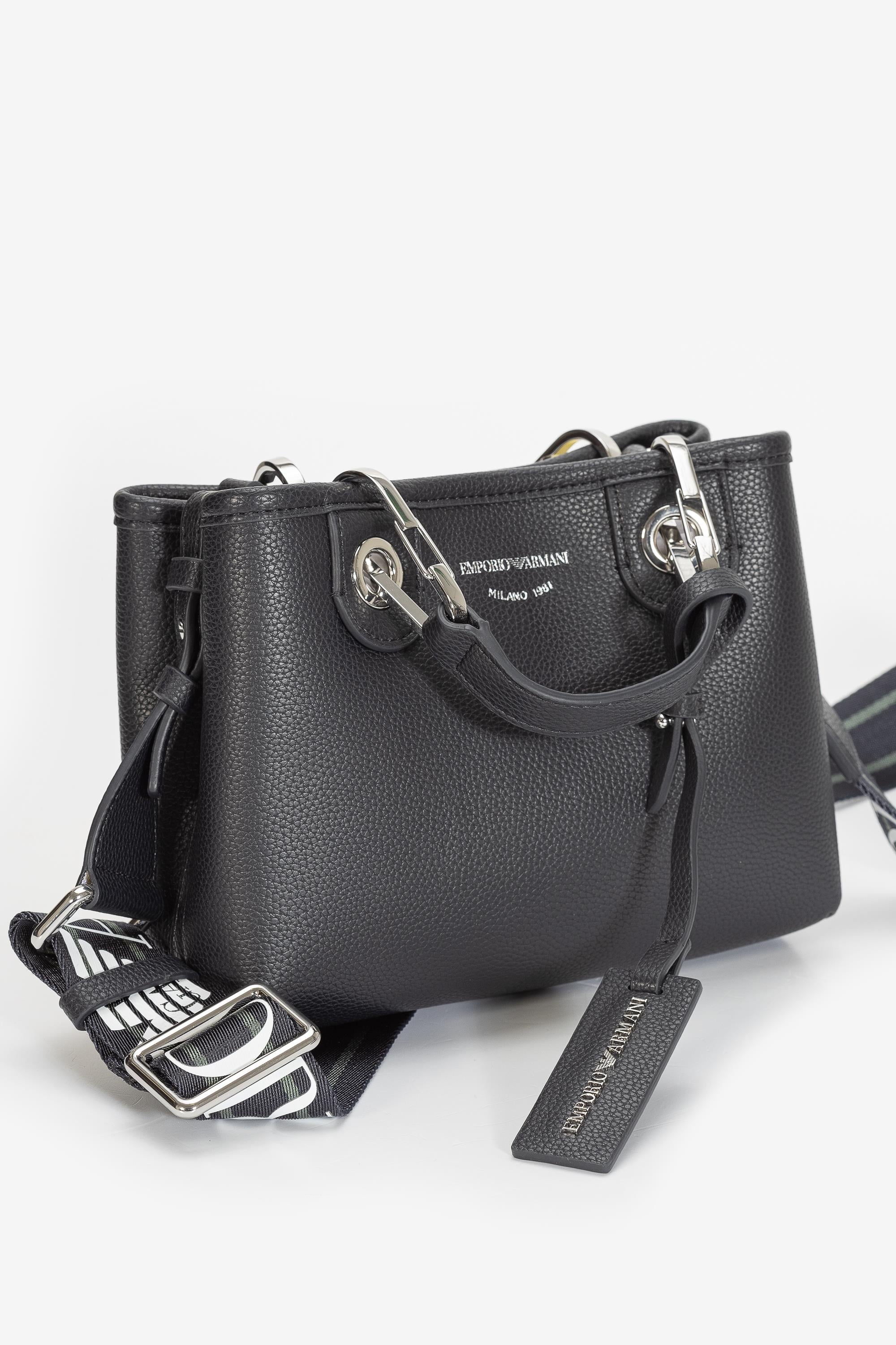 Emporio Armani Kadın Omuz Çantası
