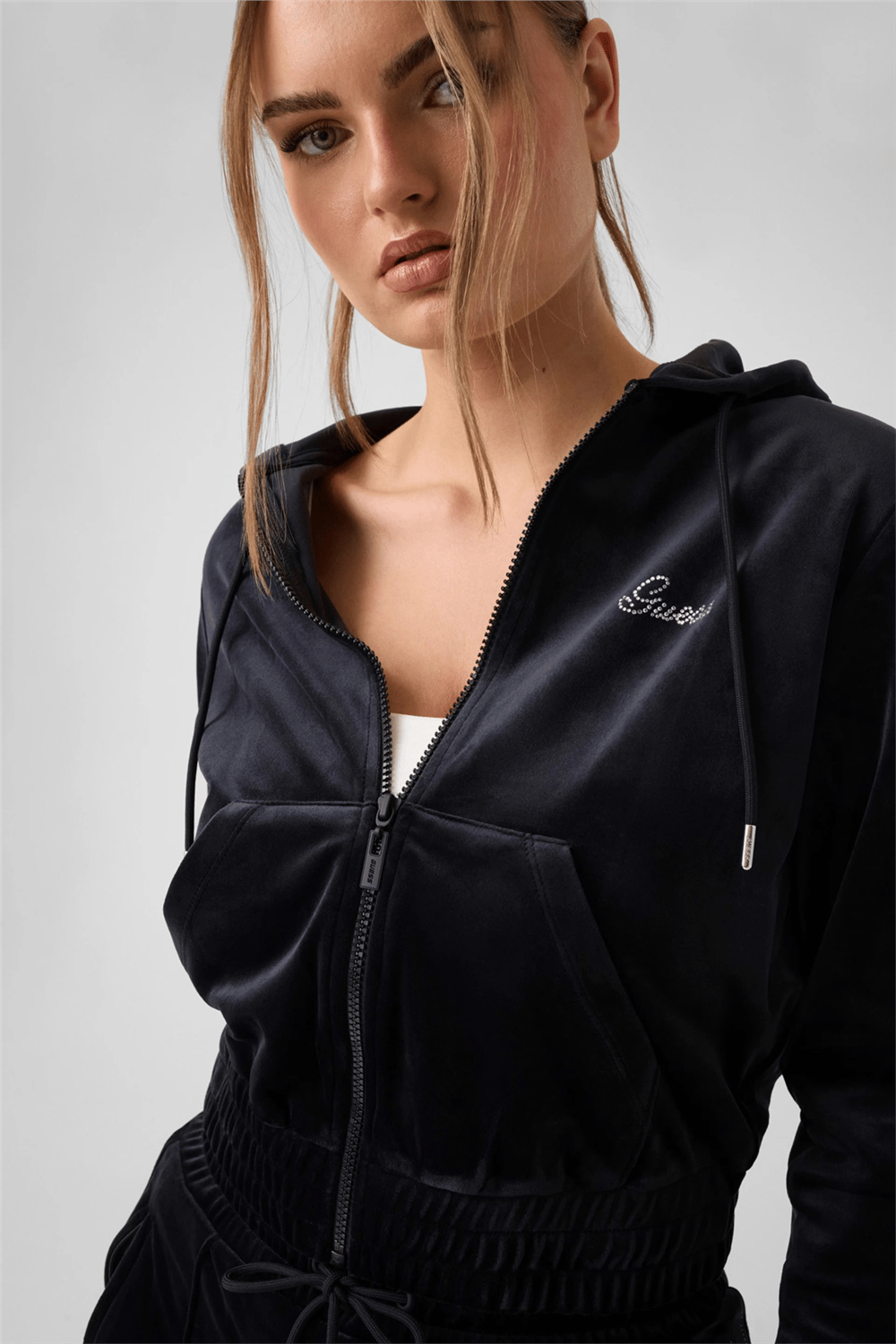 Guess Amalia Kadın Aktif Fermuarlı Sweatshirt Siyah